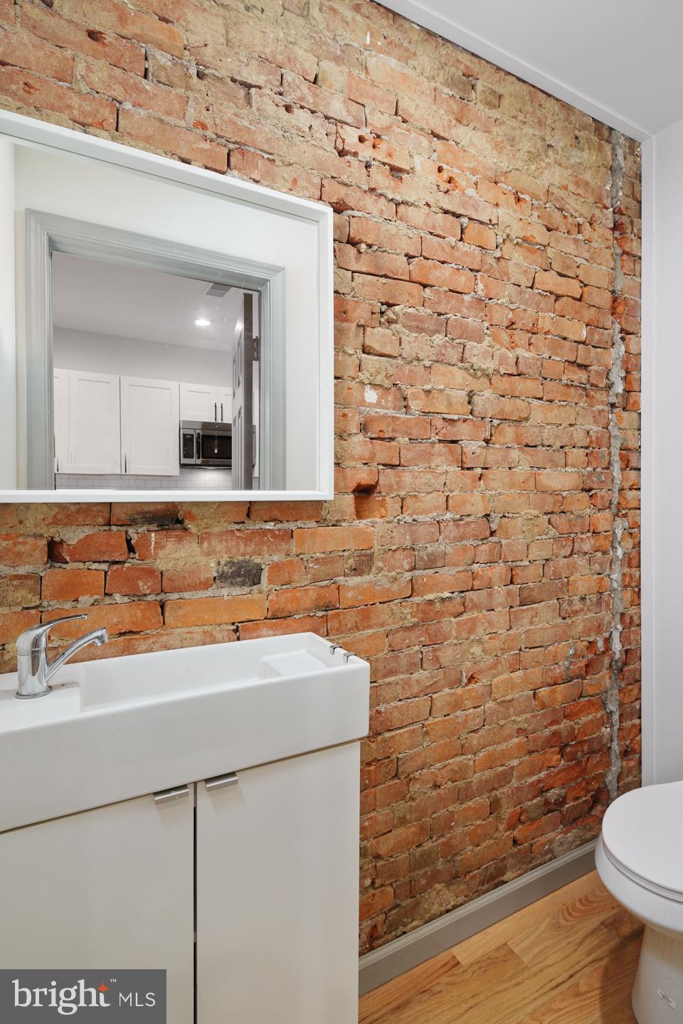 KENSINGTON - Residential