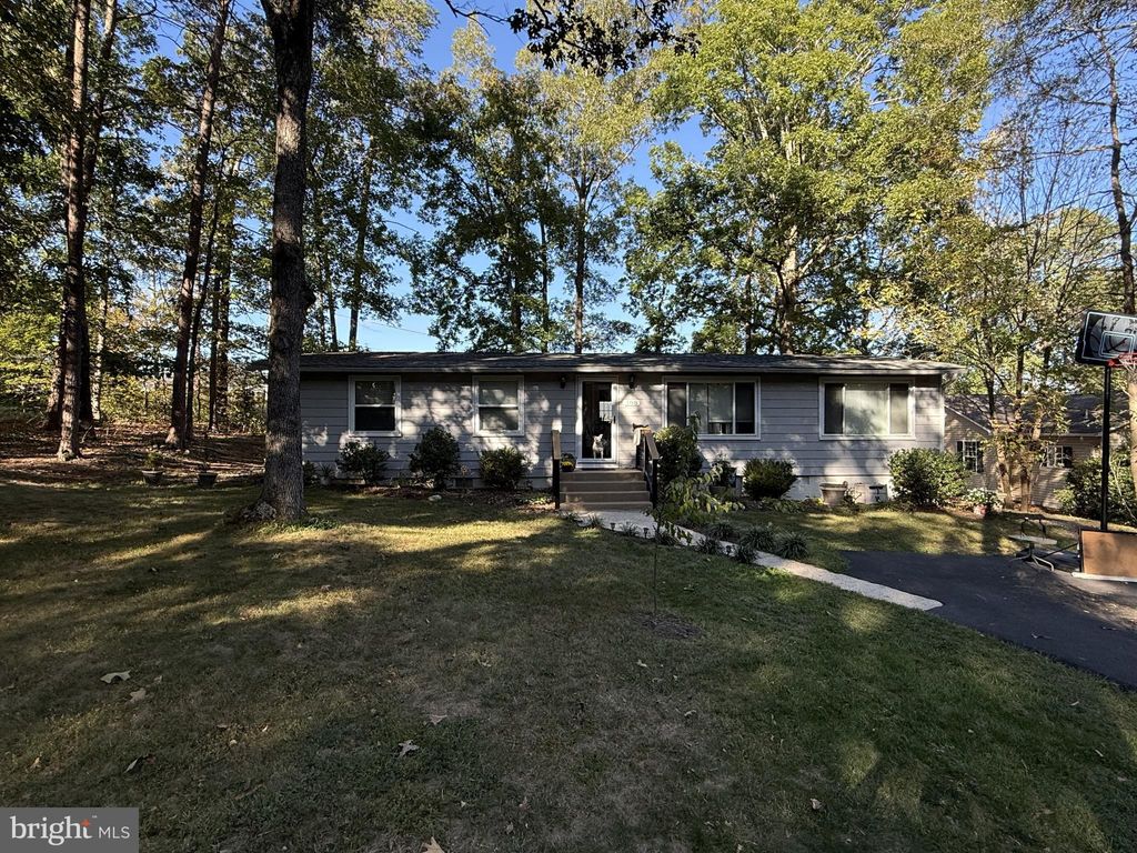 Photo of 108 Yorktown Boulevard, LOCUST GROVE, VA 22508 (MLS # VAOR2012492)
