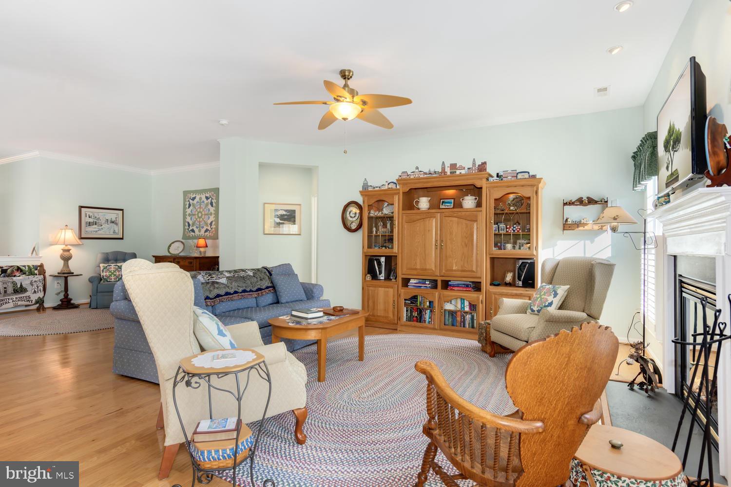 SYMPHONY VILLAGE AT CENTREVILLE - Residential