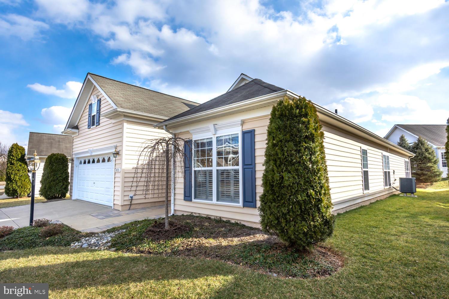 SYMPHONY VILLAGE AT CENTREVILLE - Residential