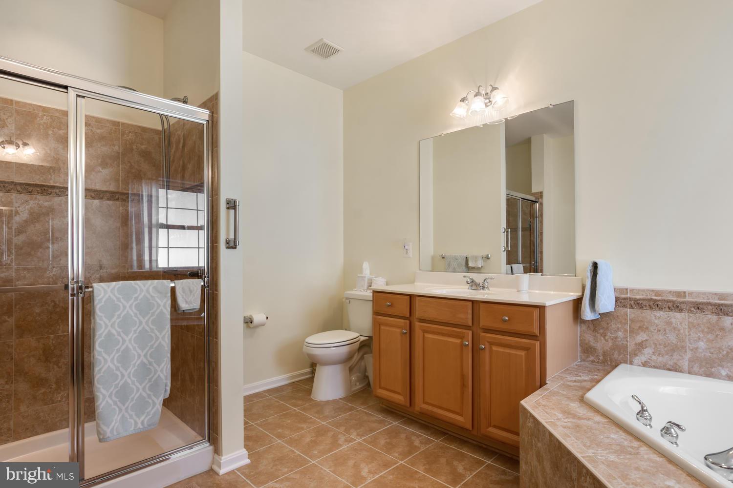 SYMPHONY VILLAGE AT CENTREVILLE - Residential