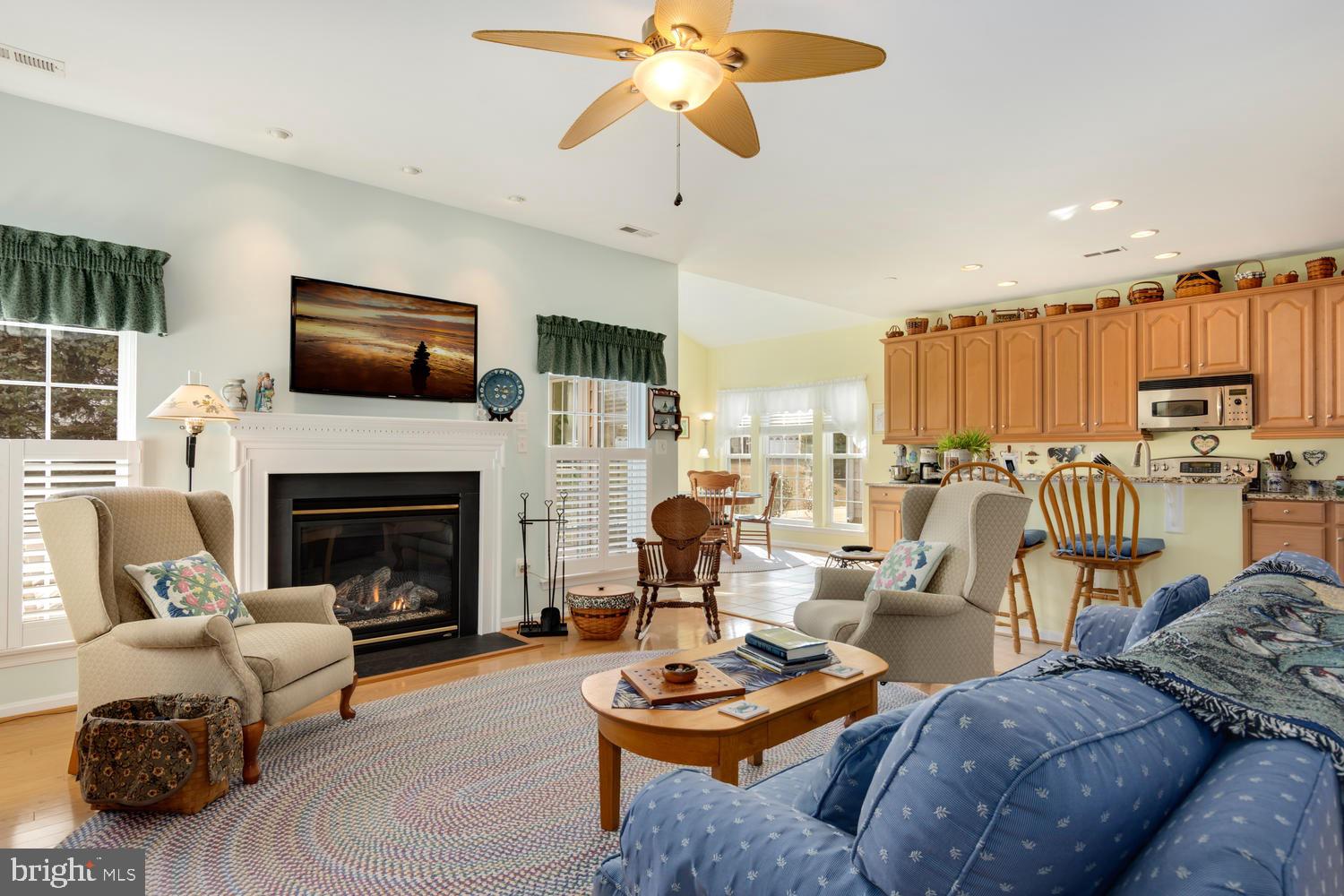 SYMPHONY VILLAGE AT CENTREVILLE - Residential