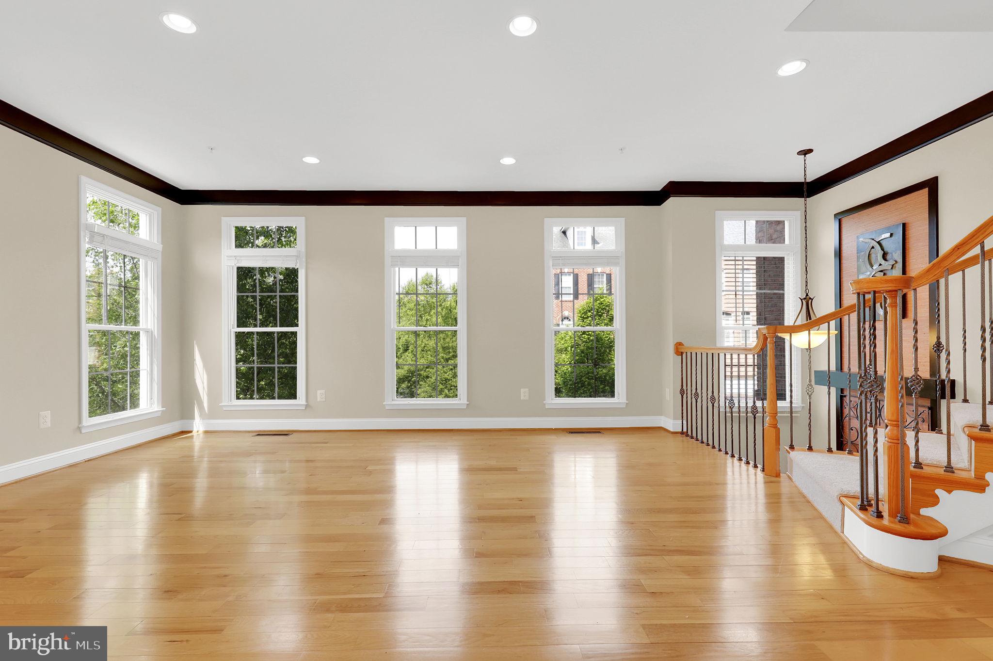 10312 POTOMAC CORNER DRIVE