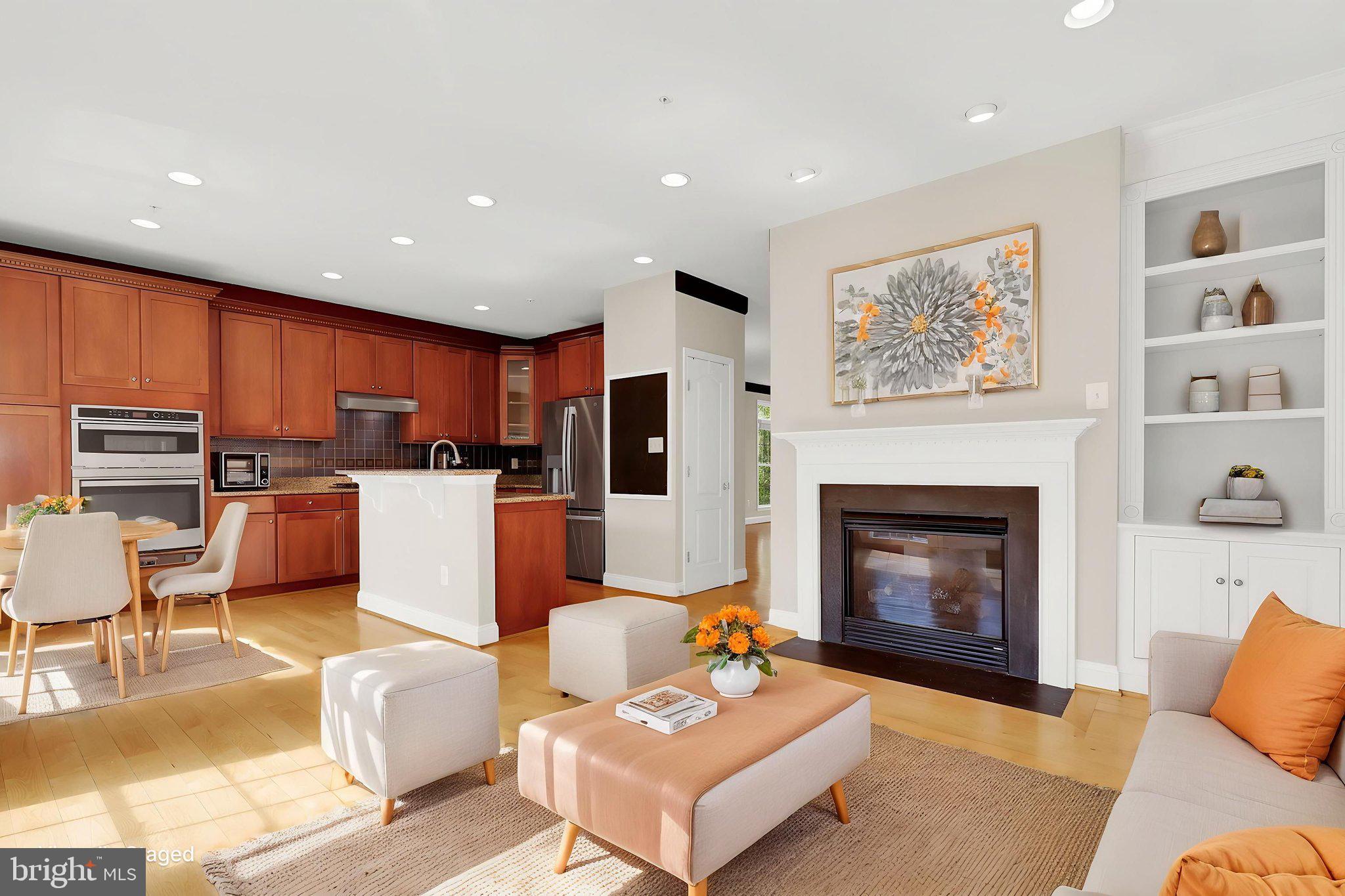 POTOMAC COUNTRY CORNER - Residential