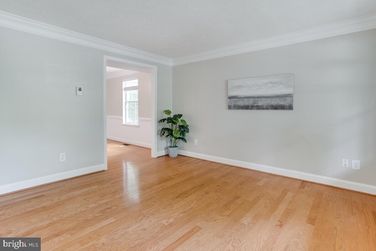 SANDY OAKS - Residential