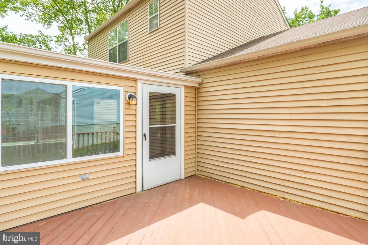 SANDY OAKS - Residential