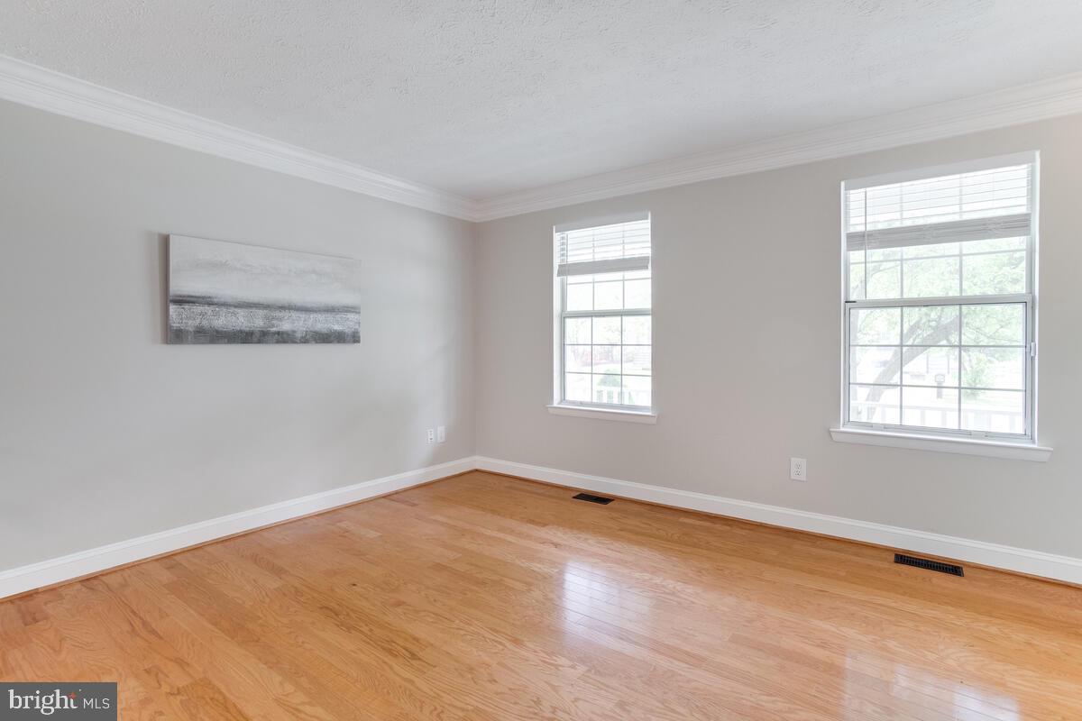 SANDY OAKS - Residential