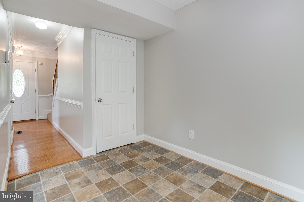 SANDY OAKS - Residential