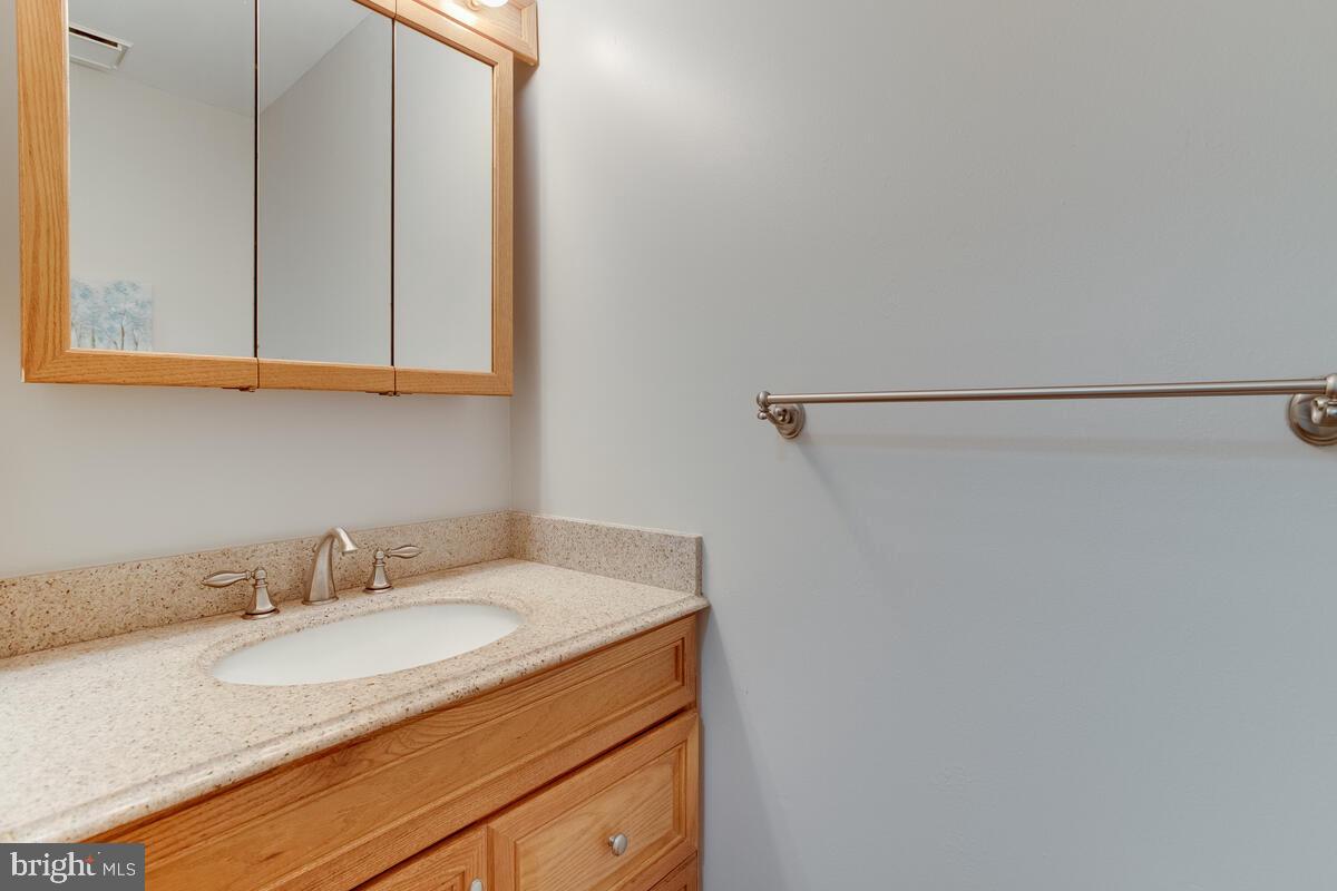 SANDY OAKS - Residential