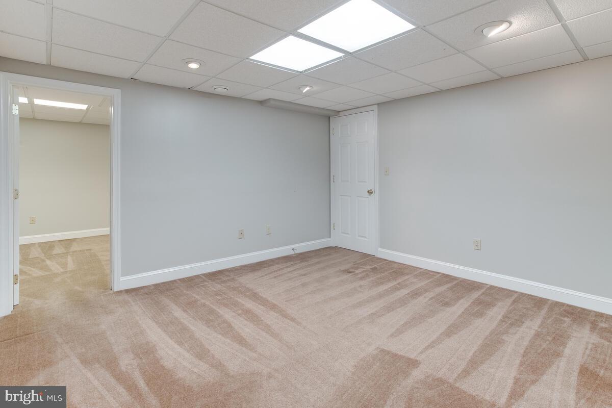 SANDY OAKS - Residential