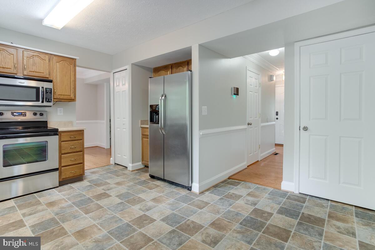 SANDY OAKS - Residential