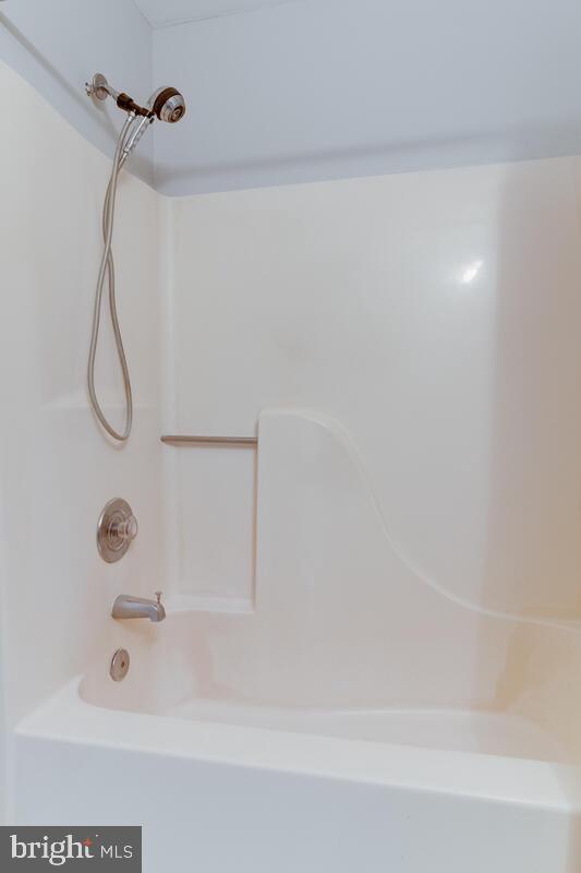 SANDY OAKS - Residential