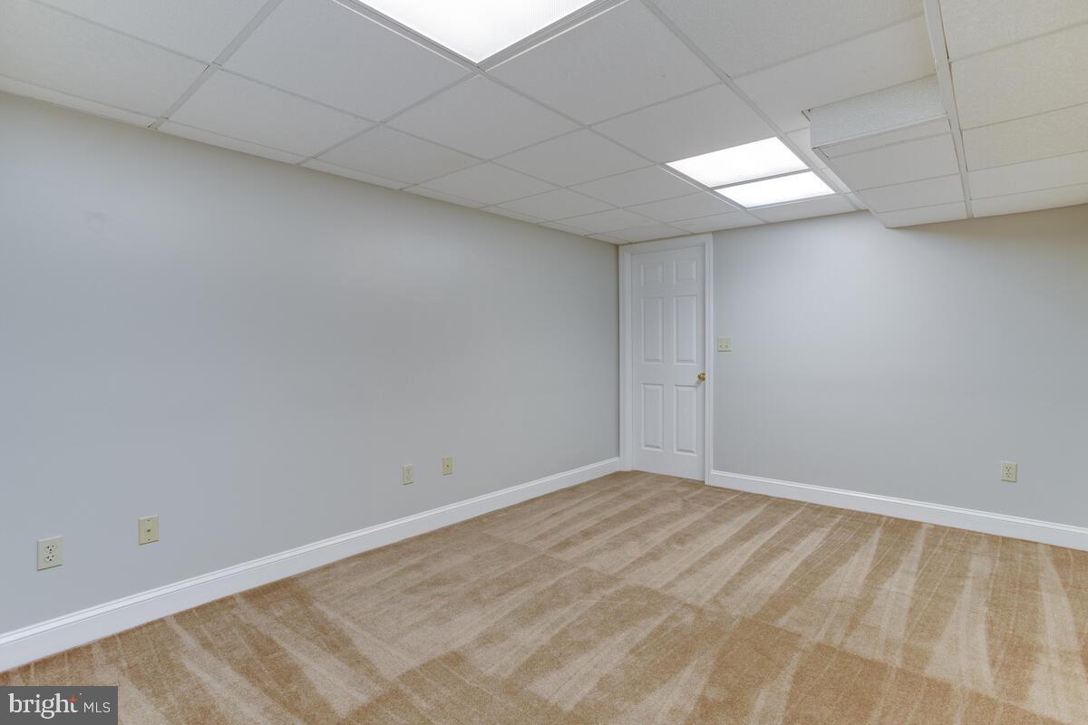 SANDY OAKS - Residential