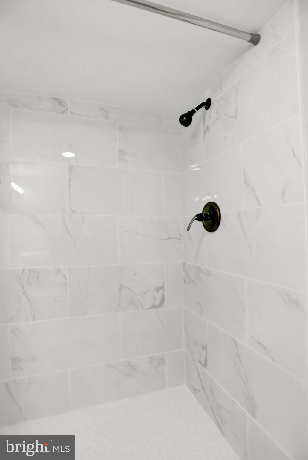 LOCUST POINT - Residential