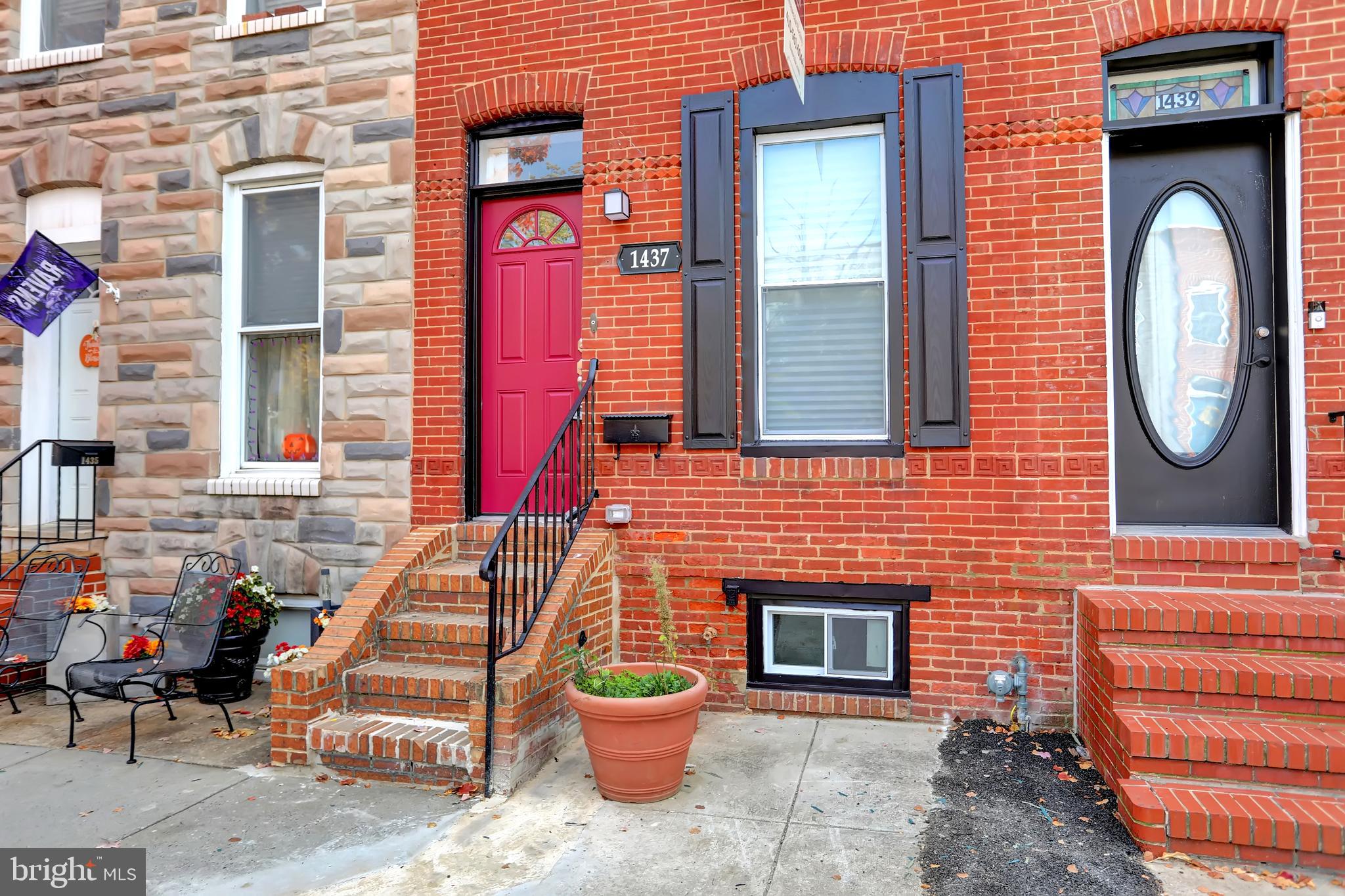 LOCUST POINT - Residential