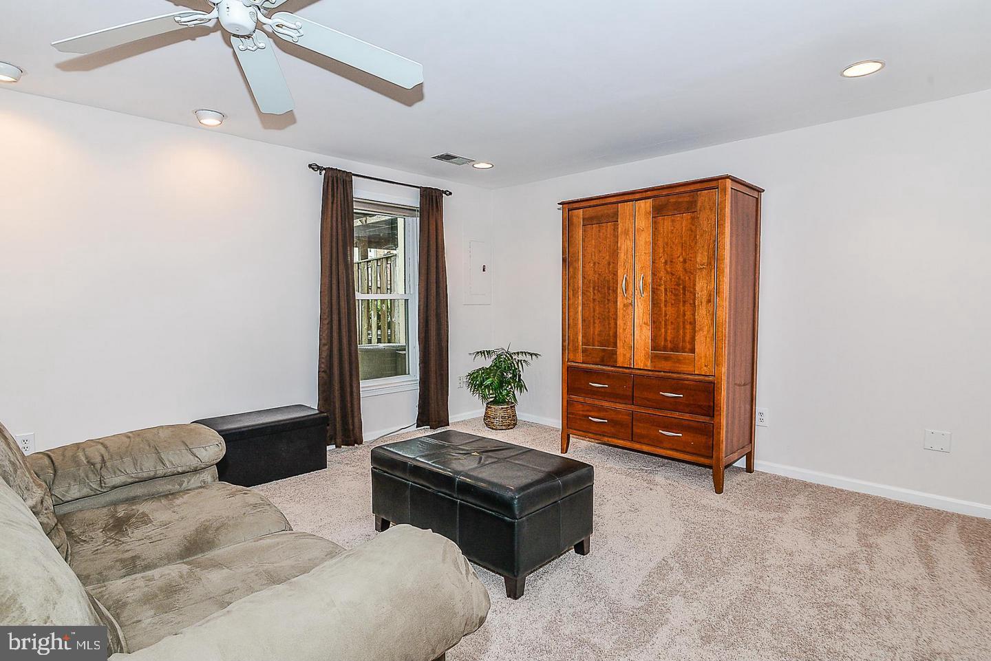 LIFESTYLE AT SULLY STATION - Residential Lease