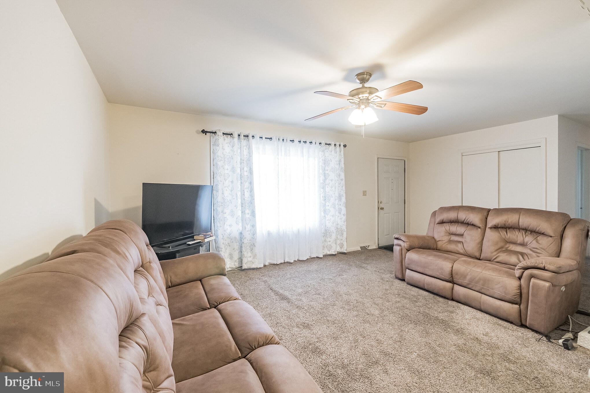 MISSION HILLS - Residential