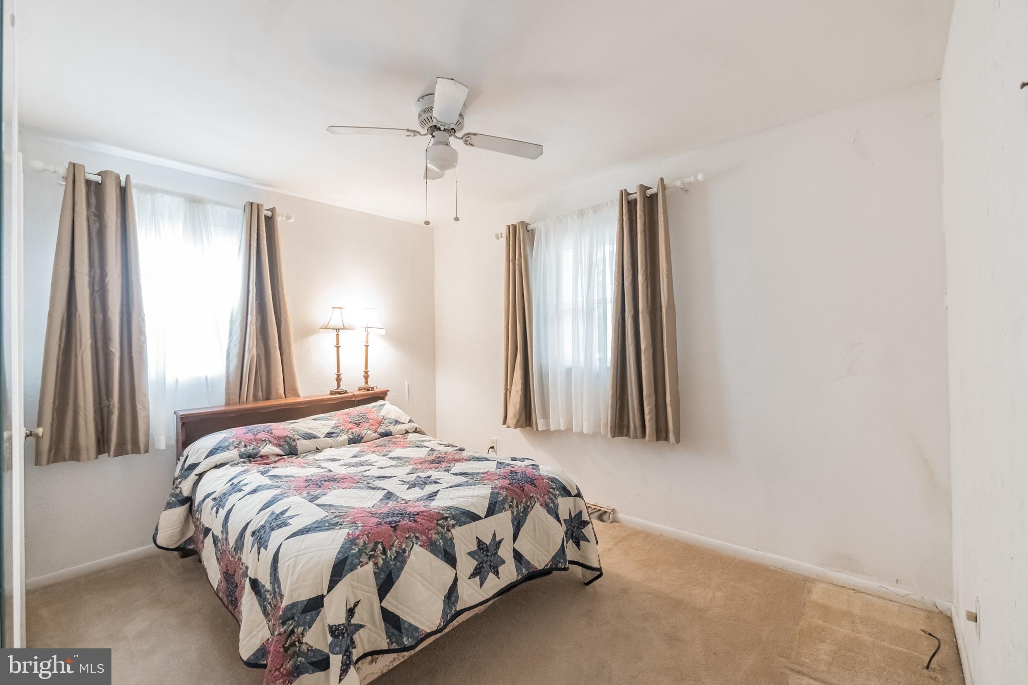 MISSION HILLS - Residential