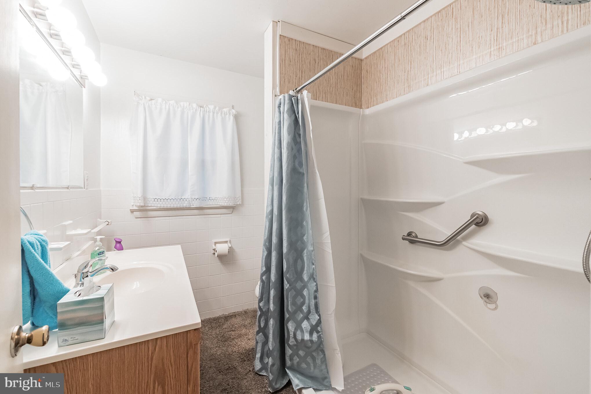 MISSION HILLS - Residential