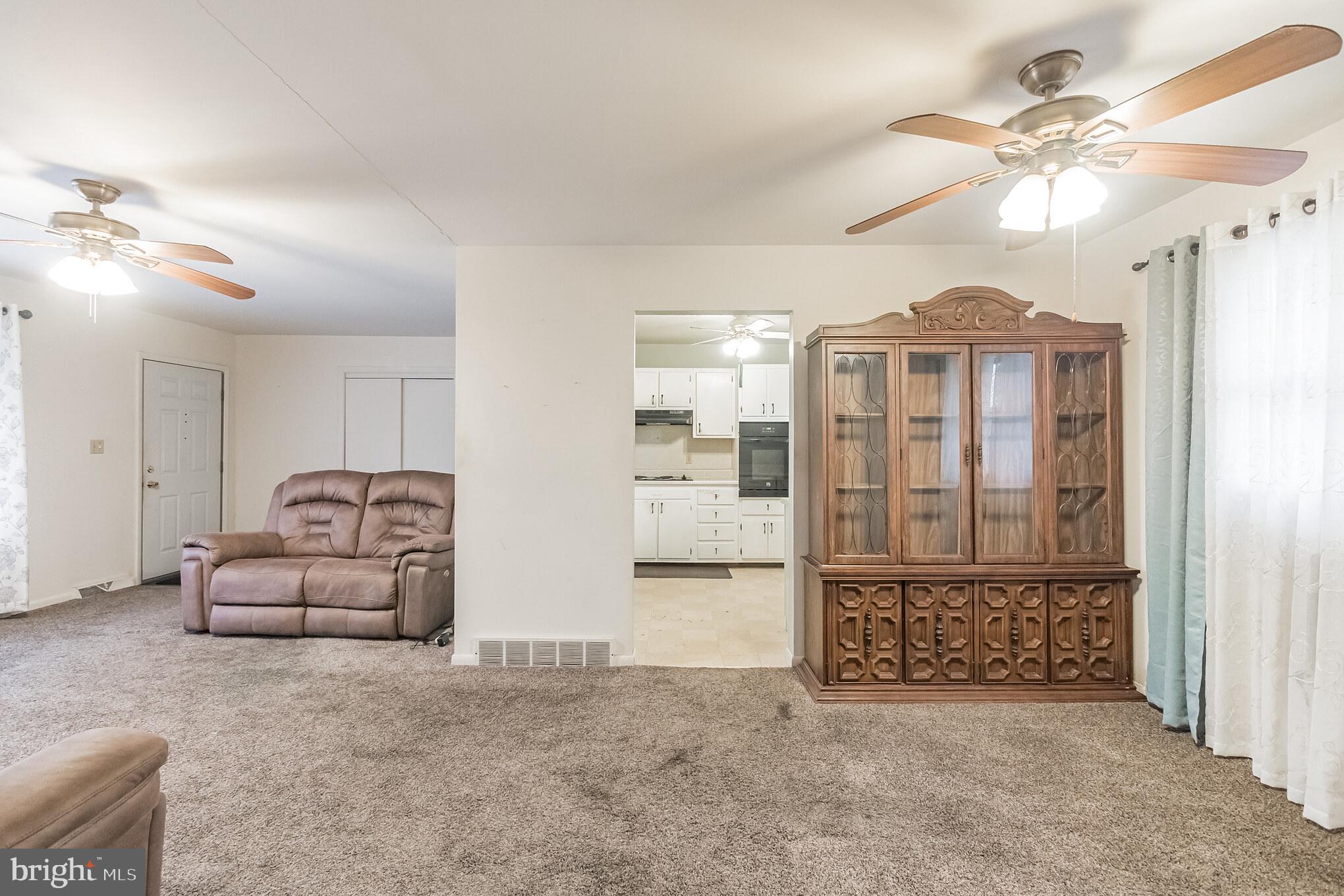 MISSION HILLS - Residential