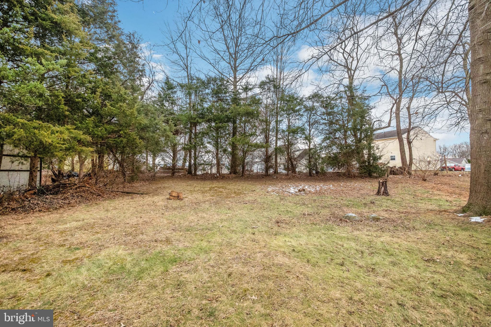 MISSION HILLS - Residential