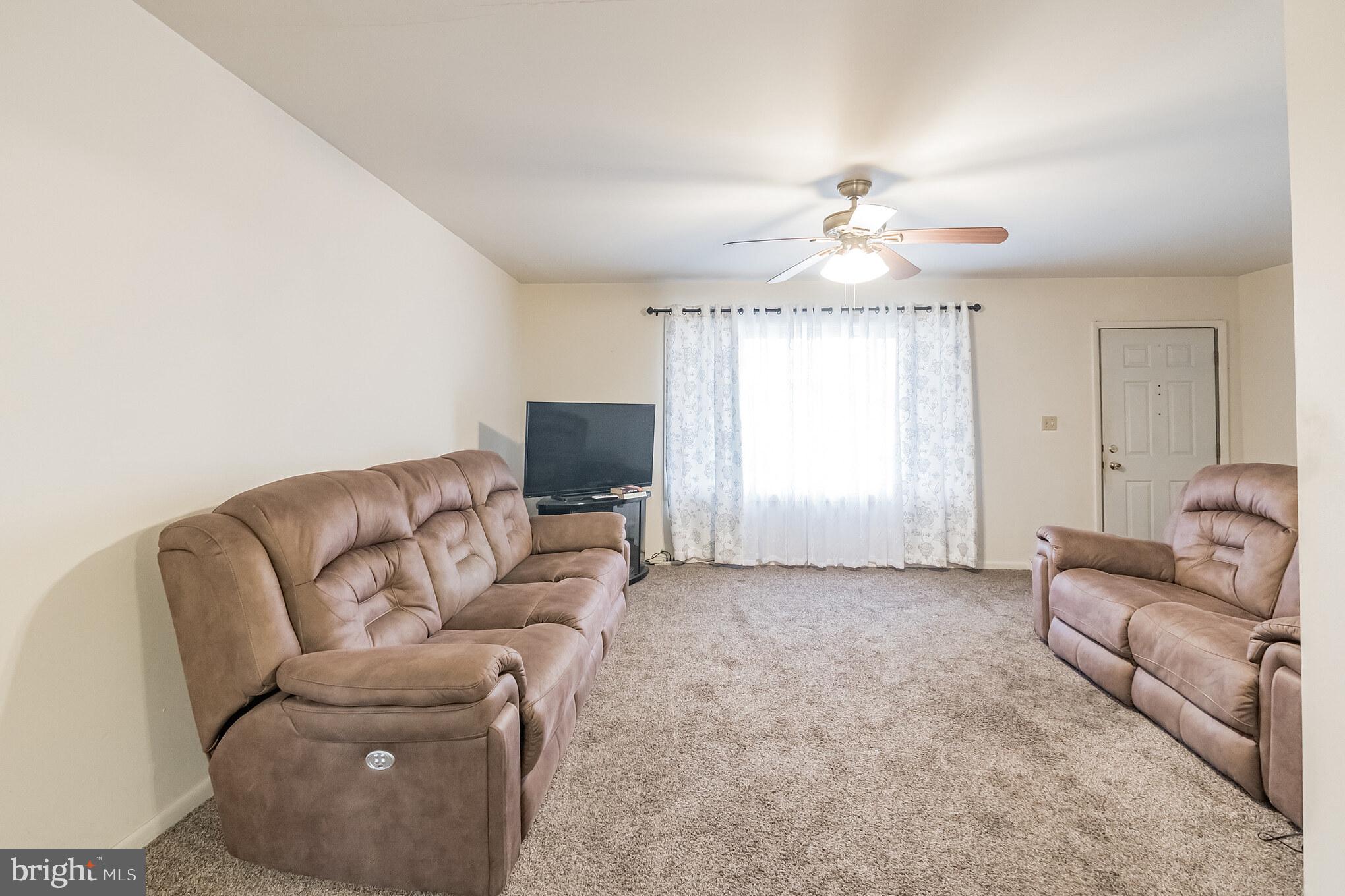 MISSION HILLS - Residential