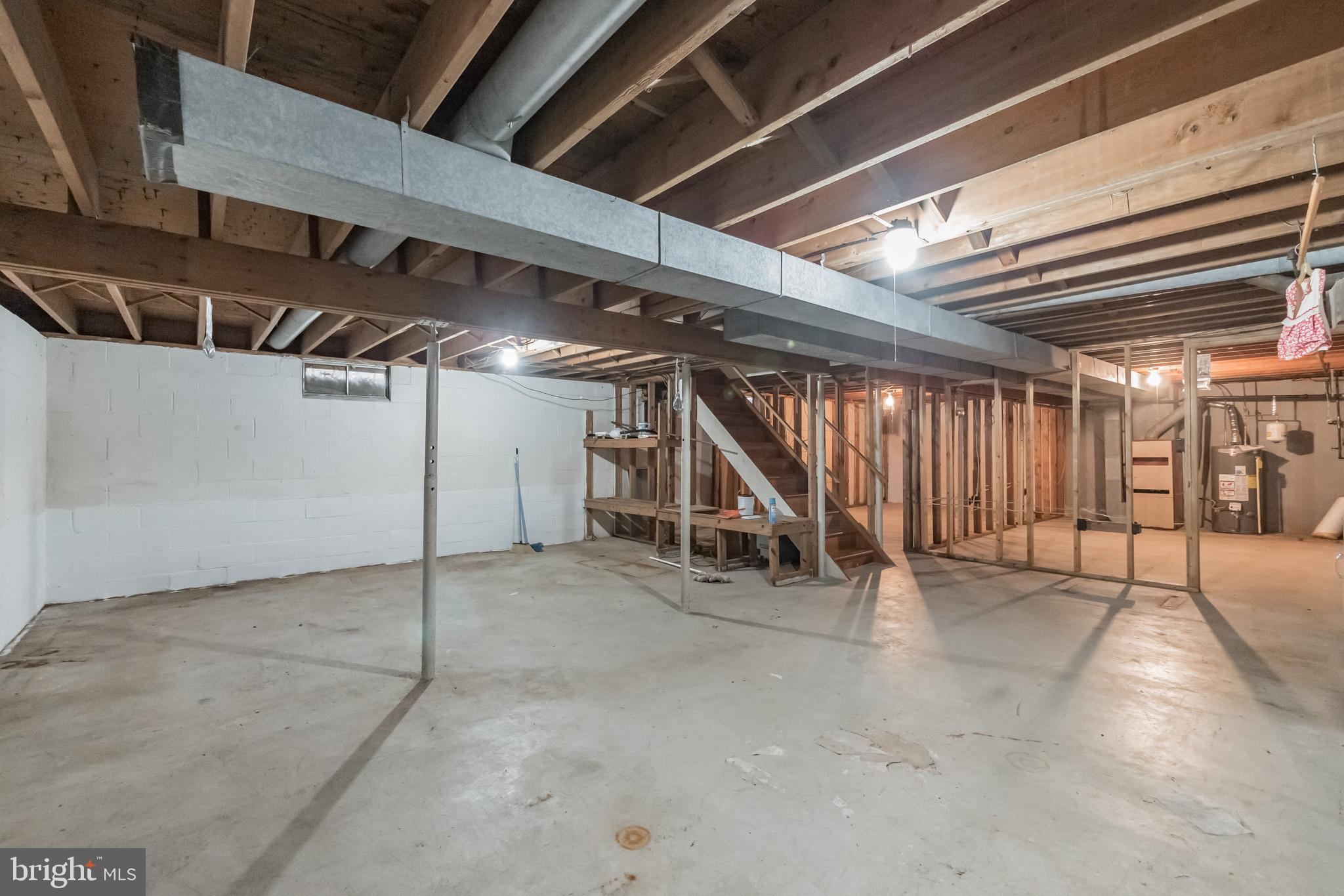 MISSION HILLS - Residential