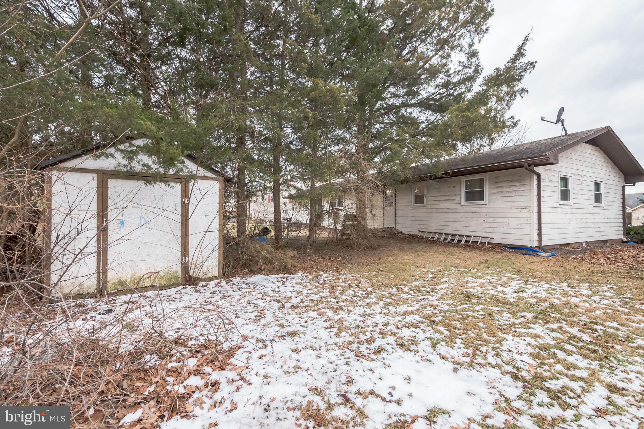 MISSION HILLS - Residential