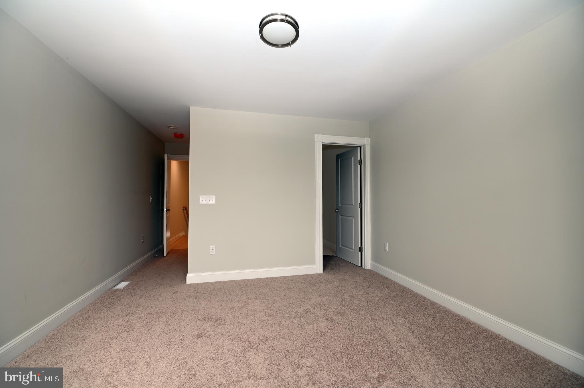 BIDDLE STREET - Residential