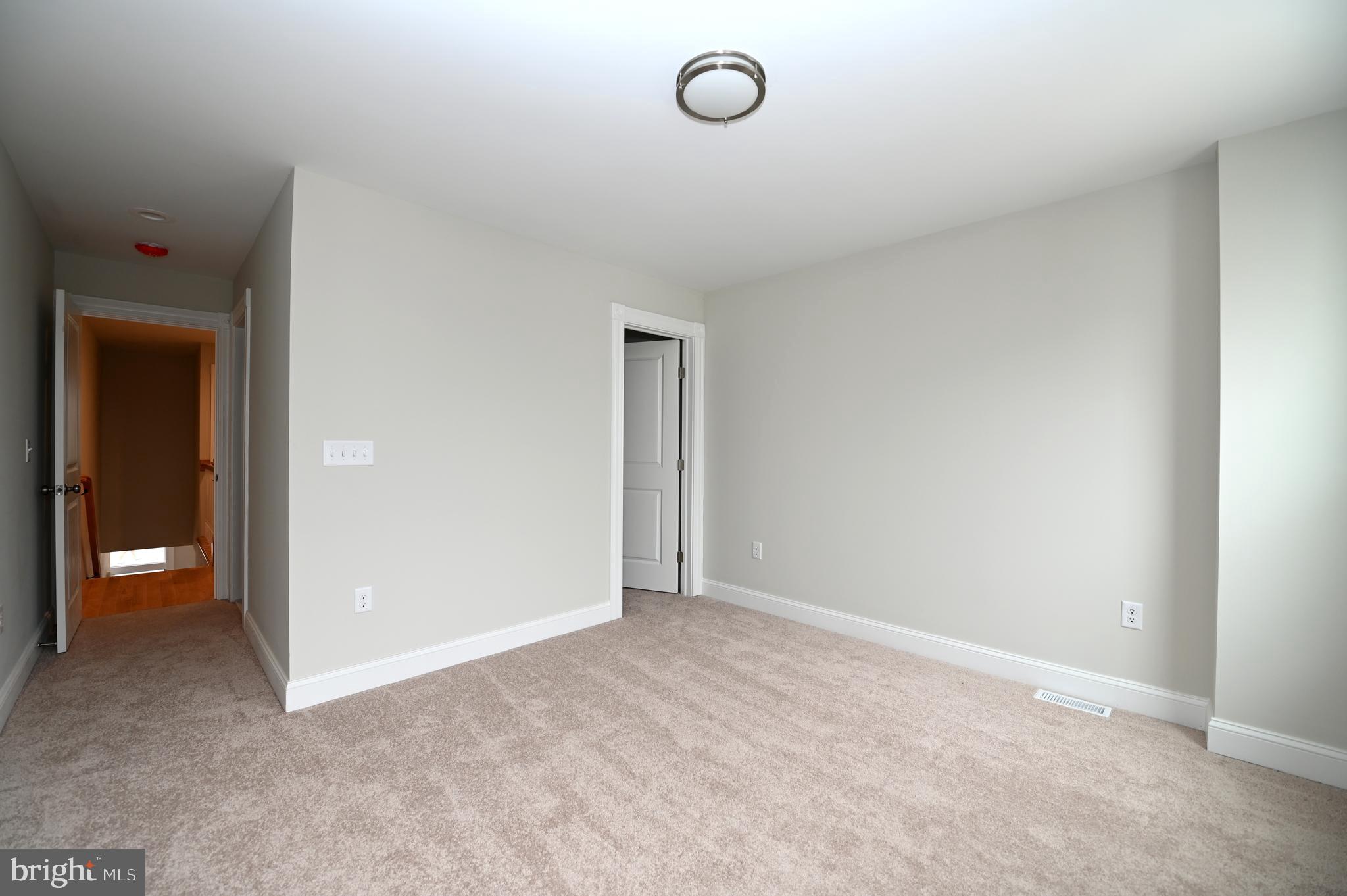 BIDDLE STREET - Residential