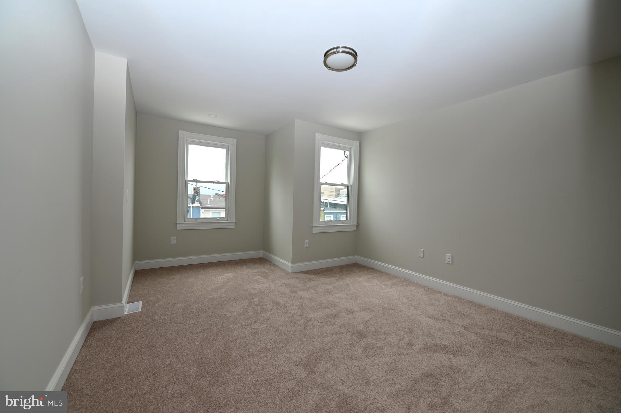 BIDDLE STREET - Residential