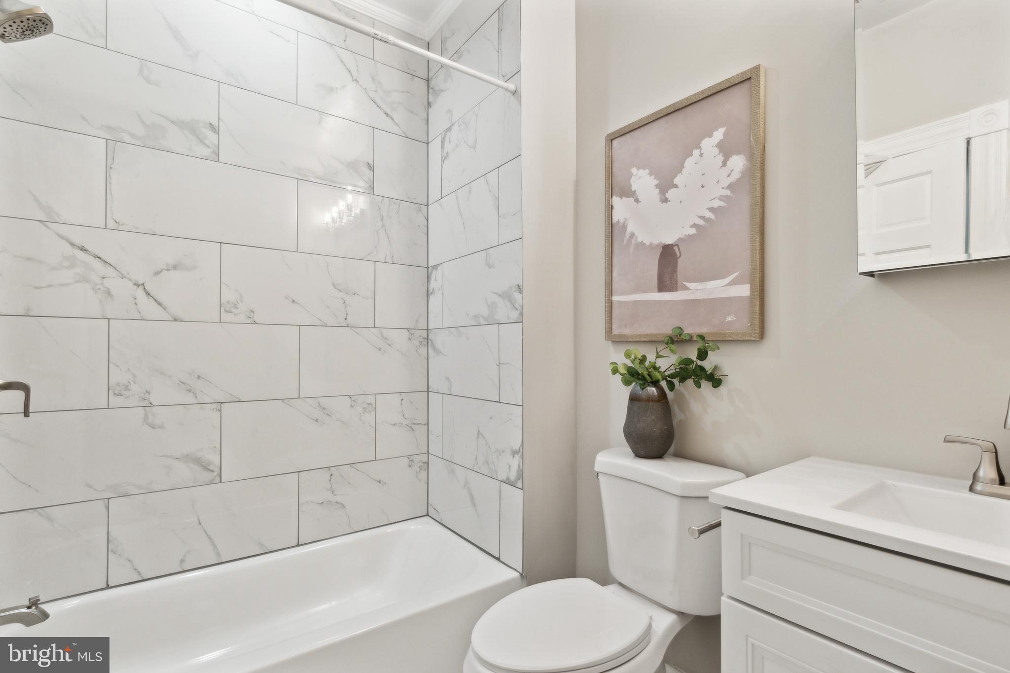 BIDDLE STREET - Residential