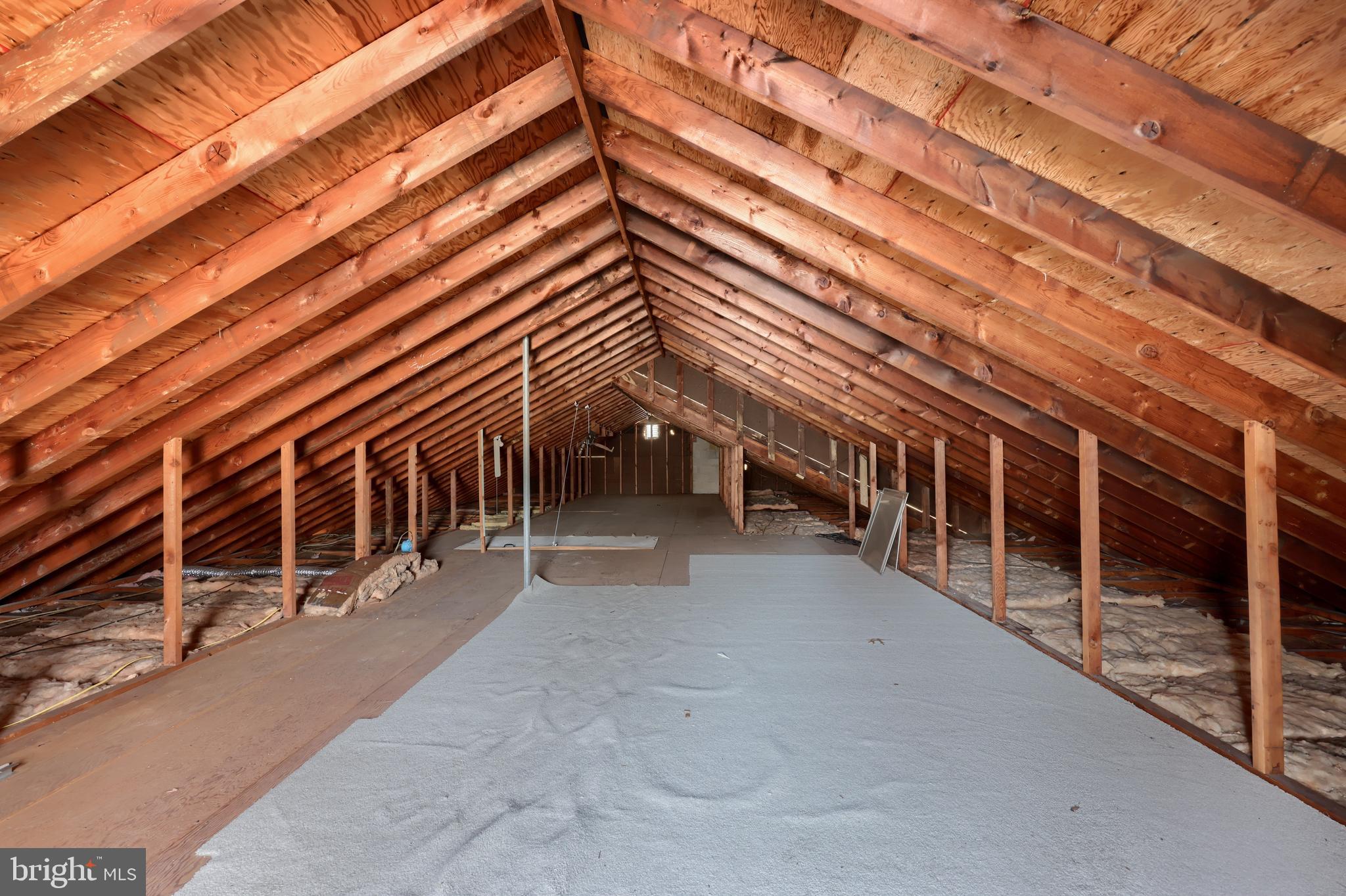 BLOOMINGDALE - Residential