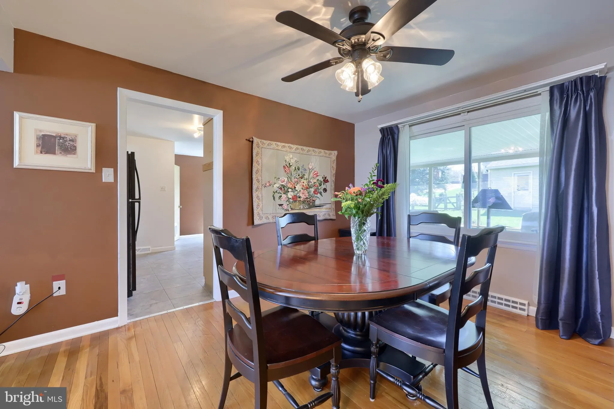 Lancaster, Pennsylvania 17601, United States, 3 Bedrooms Bedrooms, ,2 BathroomsBathrooms,Residential,Pending,104241