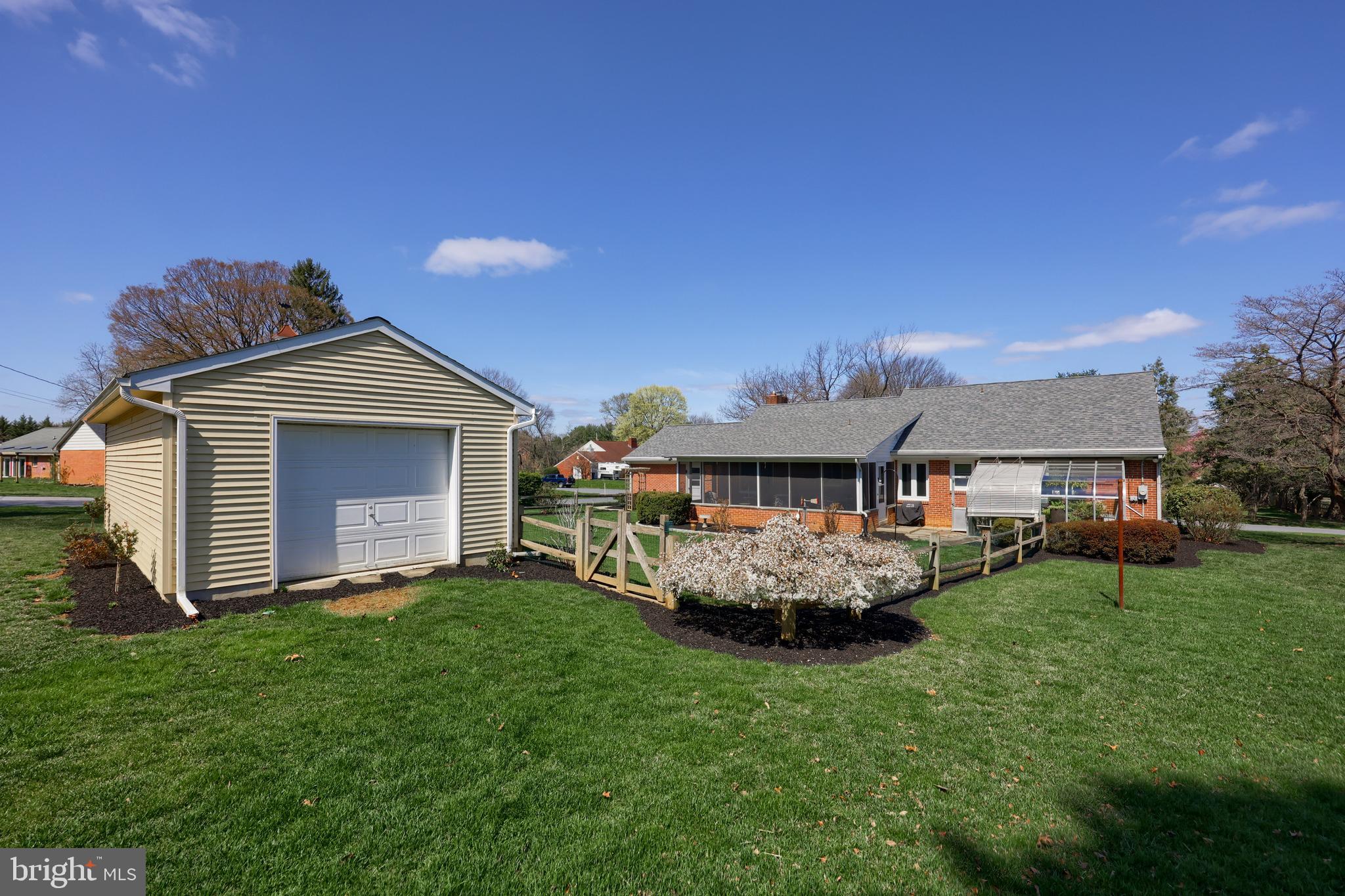 BLOOMINGDALE - Residential