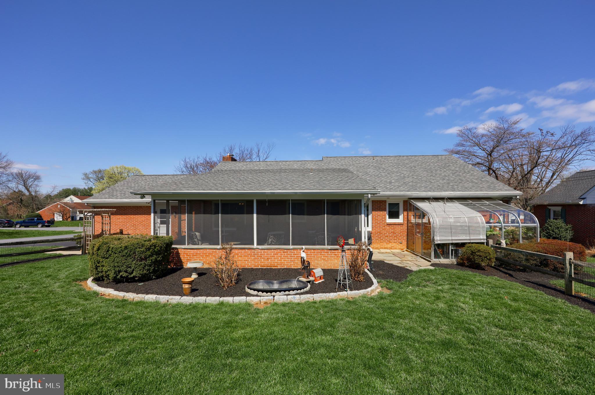 BLOOMINGDALE - Residential