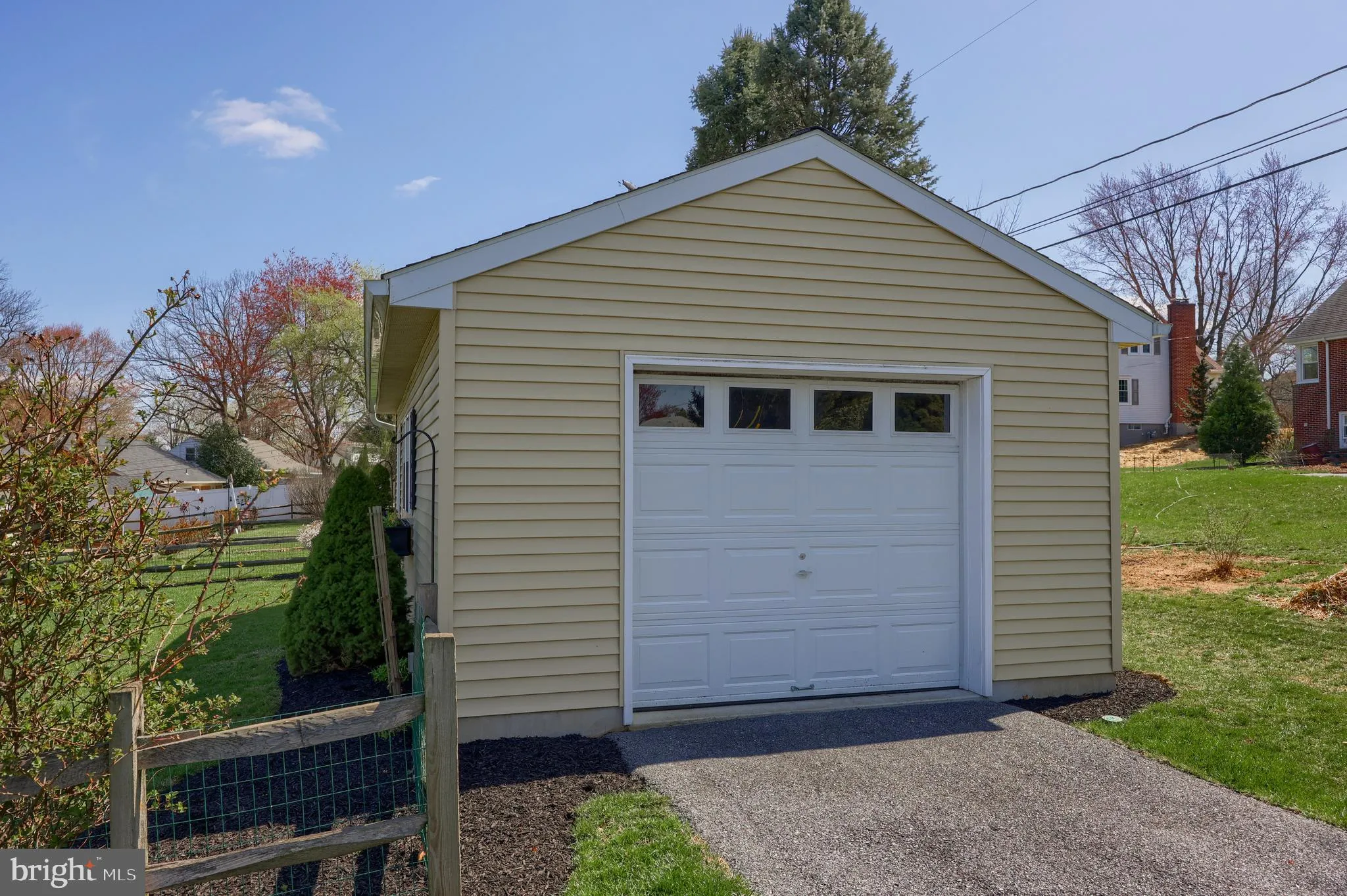 Lancaster, Pennsylvania 17601, United States, 3 Bedrooms Bedrooms, ,2 BathroomsBathrooms,Residential,Pending,104241