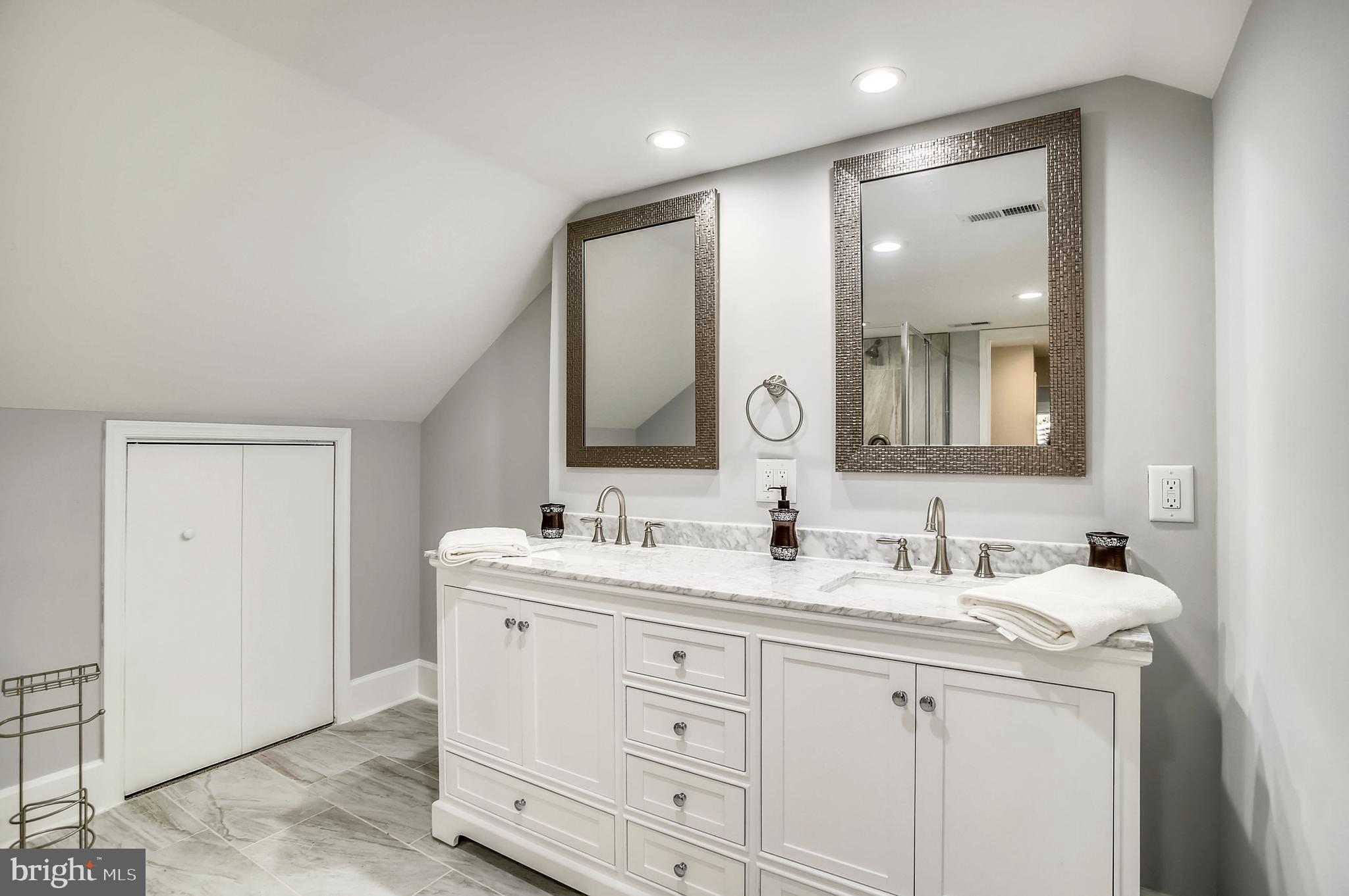 LINTHICUM HEIGHTS - Residential