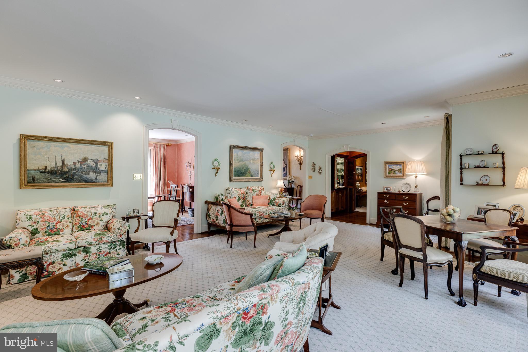 HOLLY HILL - Residential