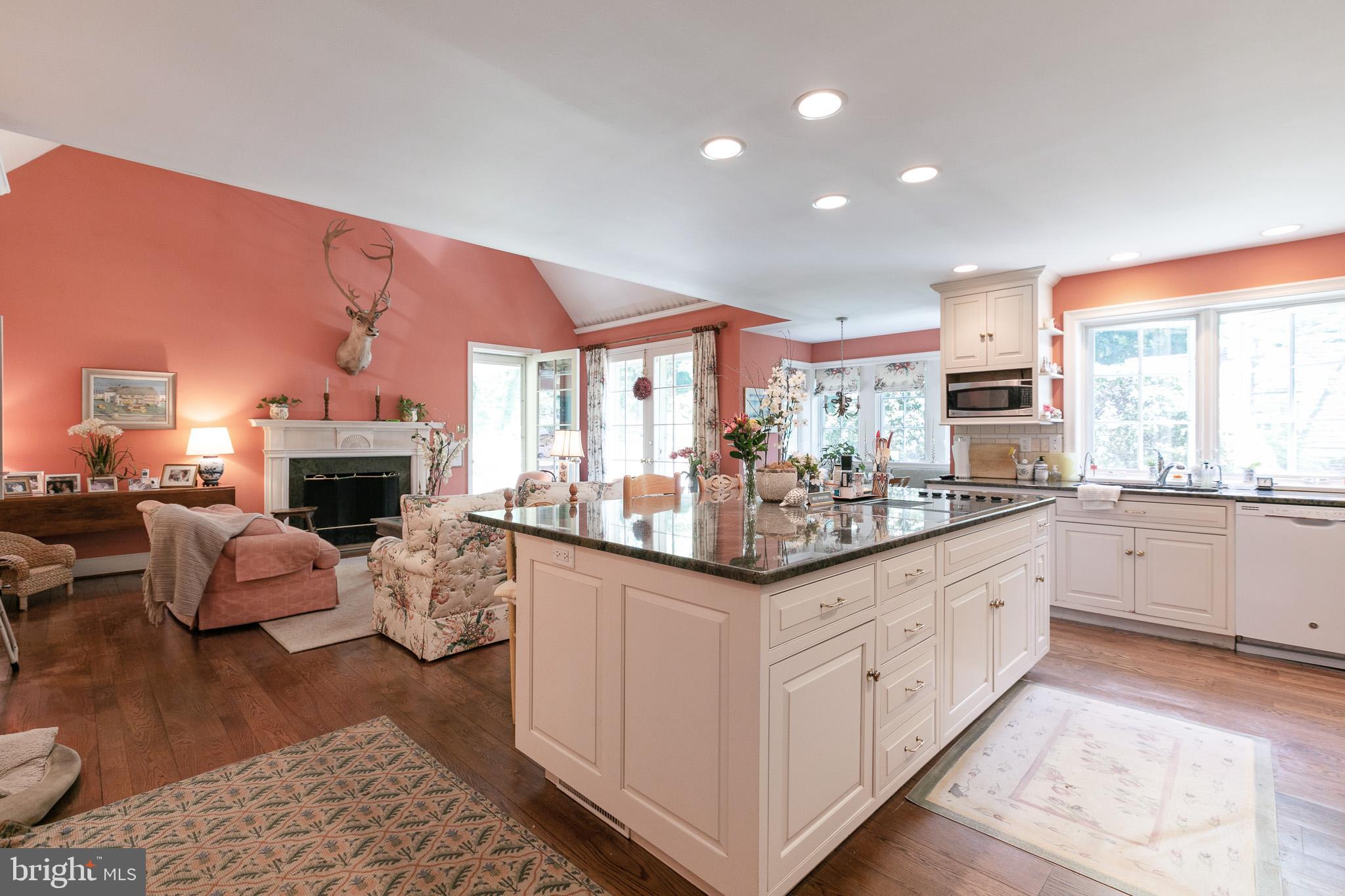 HOLLY HILL - Residential