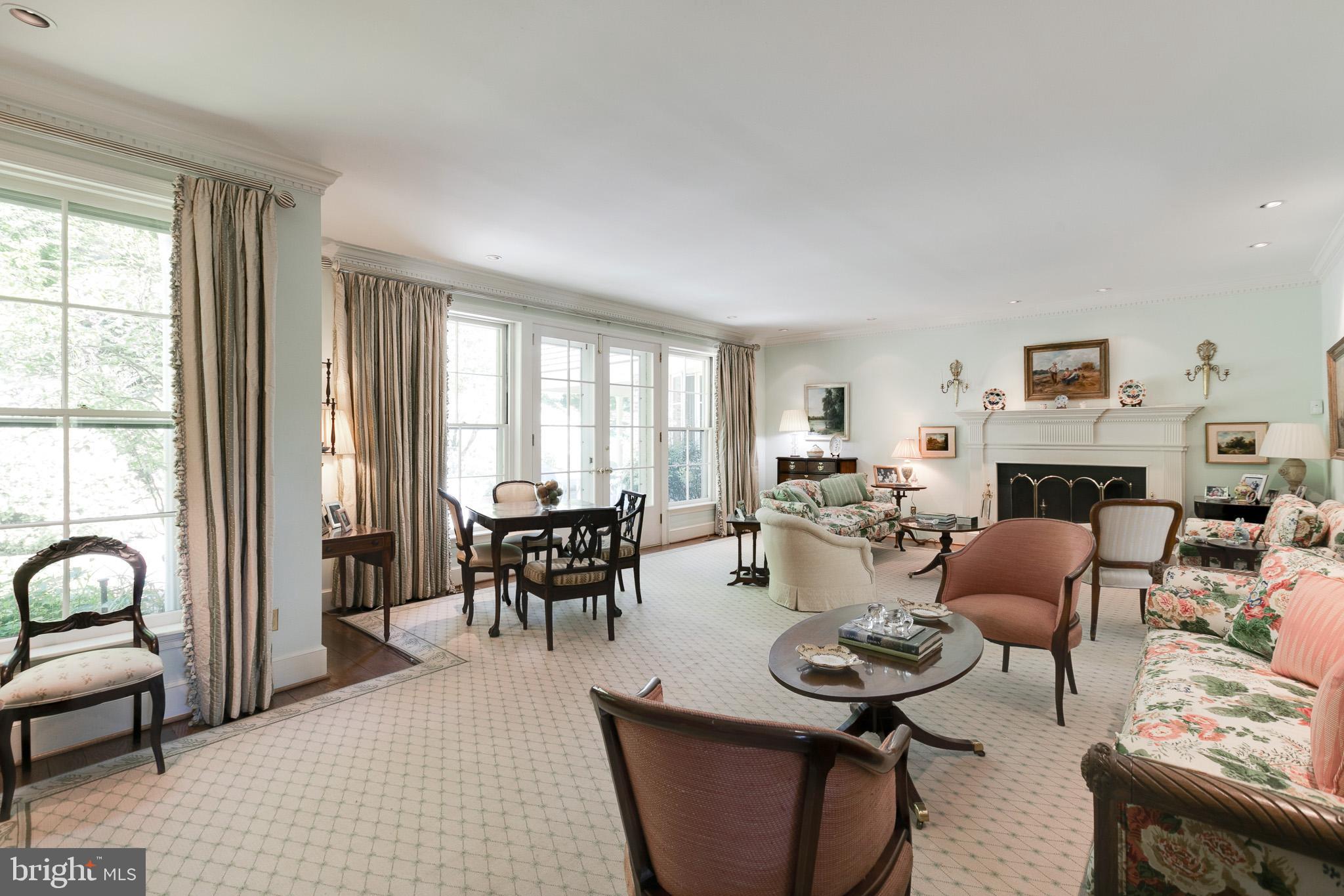 HOLLY HILL - Residential