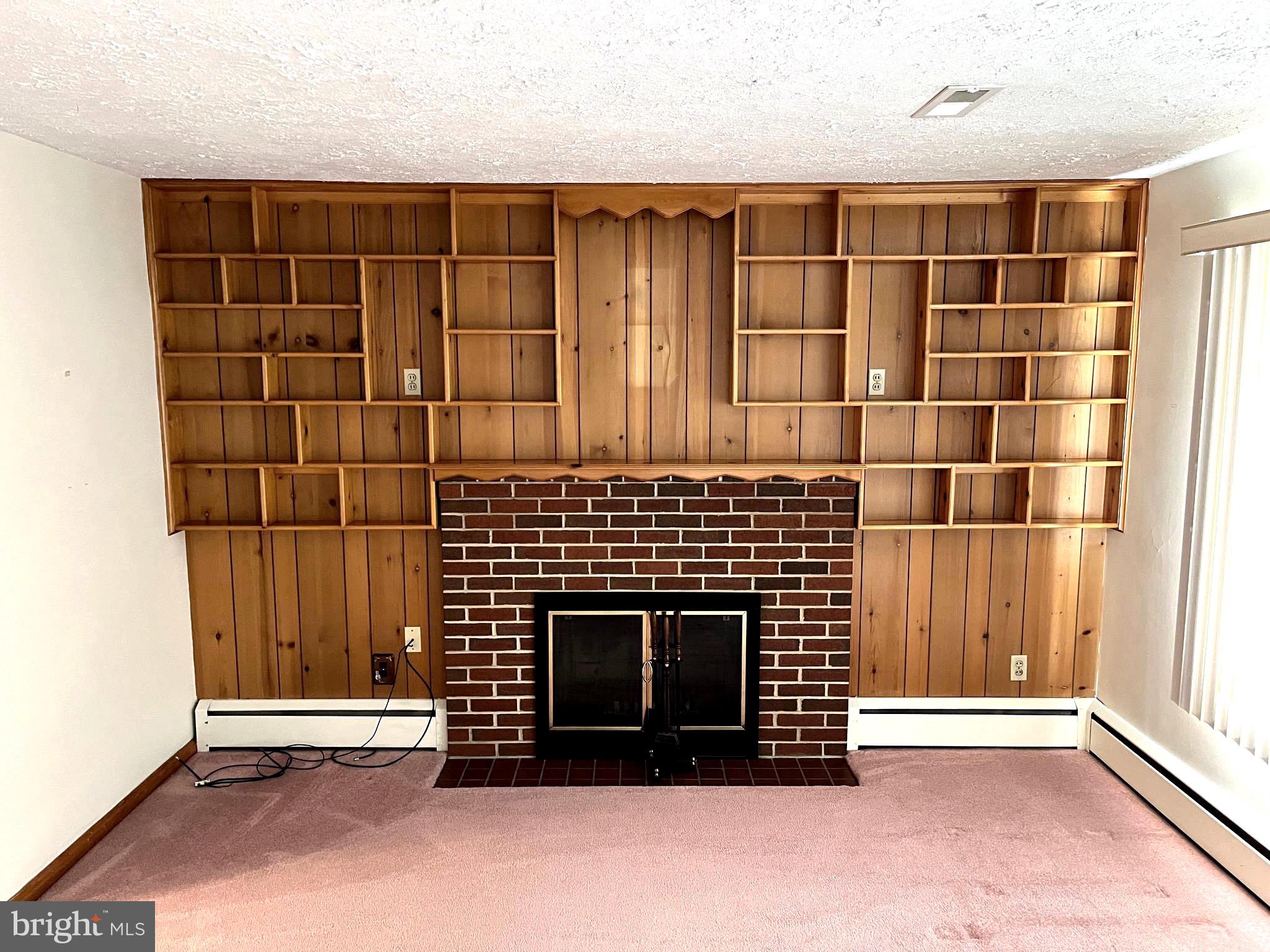 SKY-LIN PARK - Residential