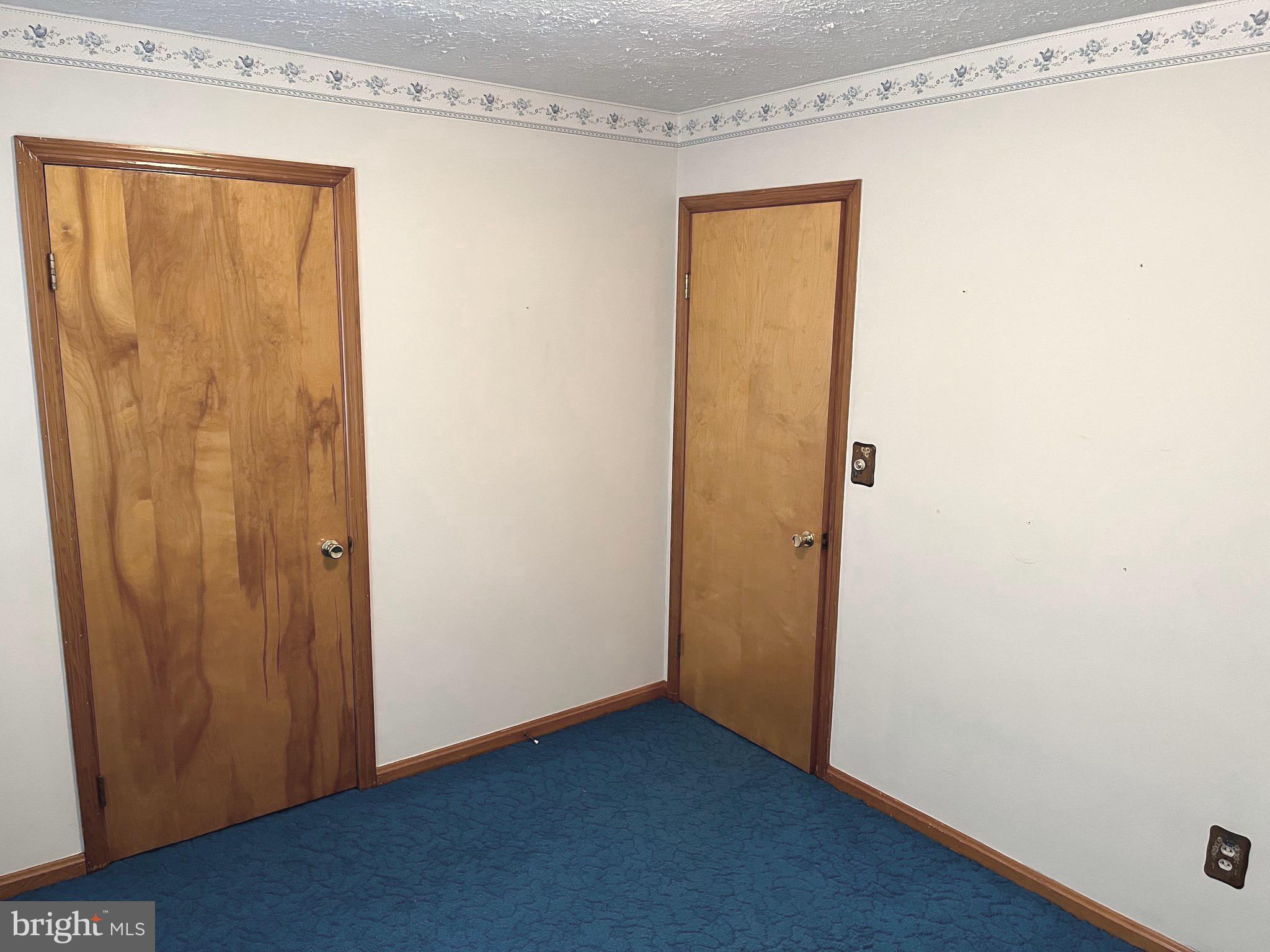 SKY-LIN PARK - Residential