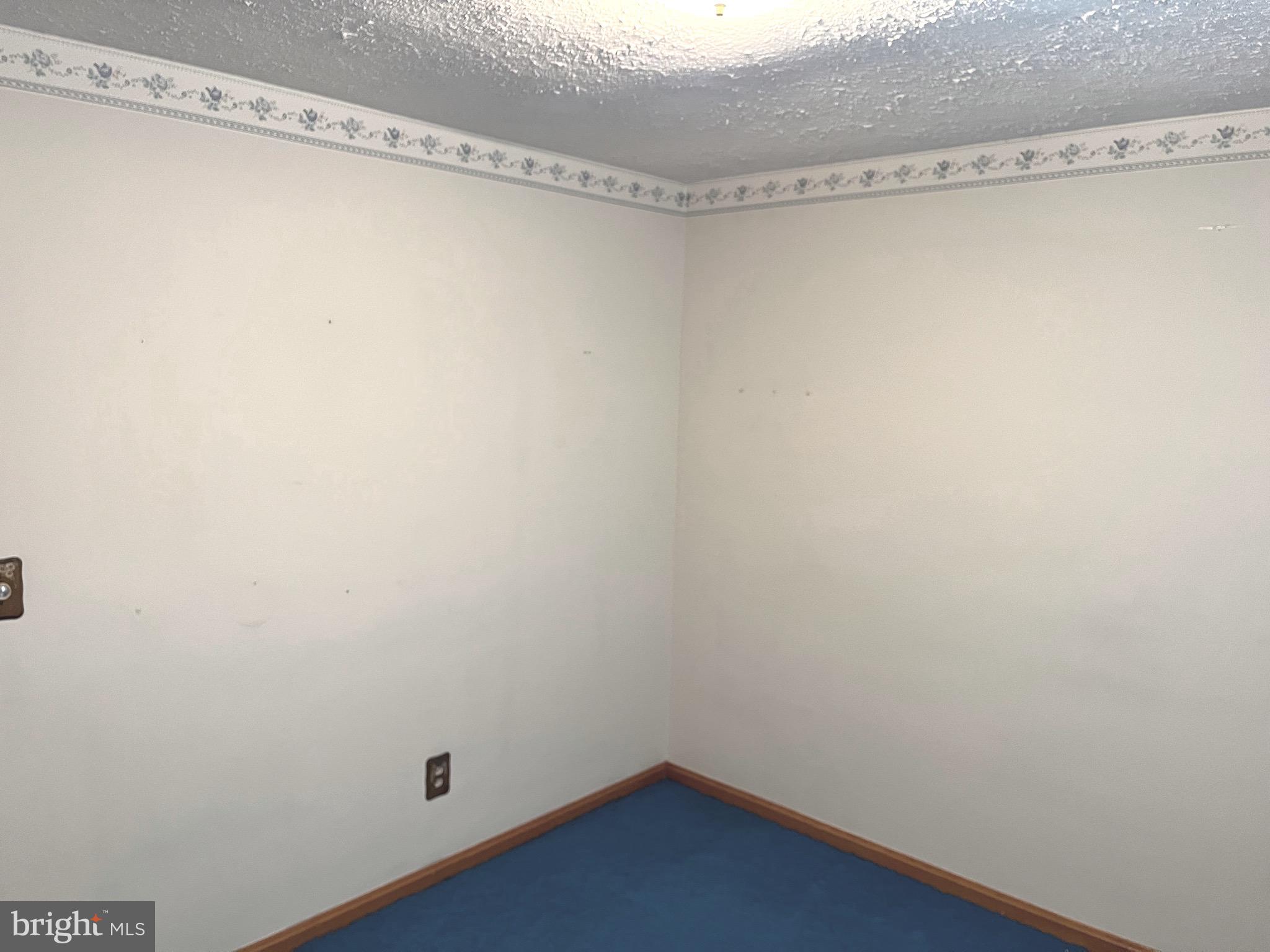 SKY-LIN PARK - Residential