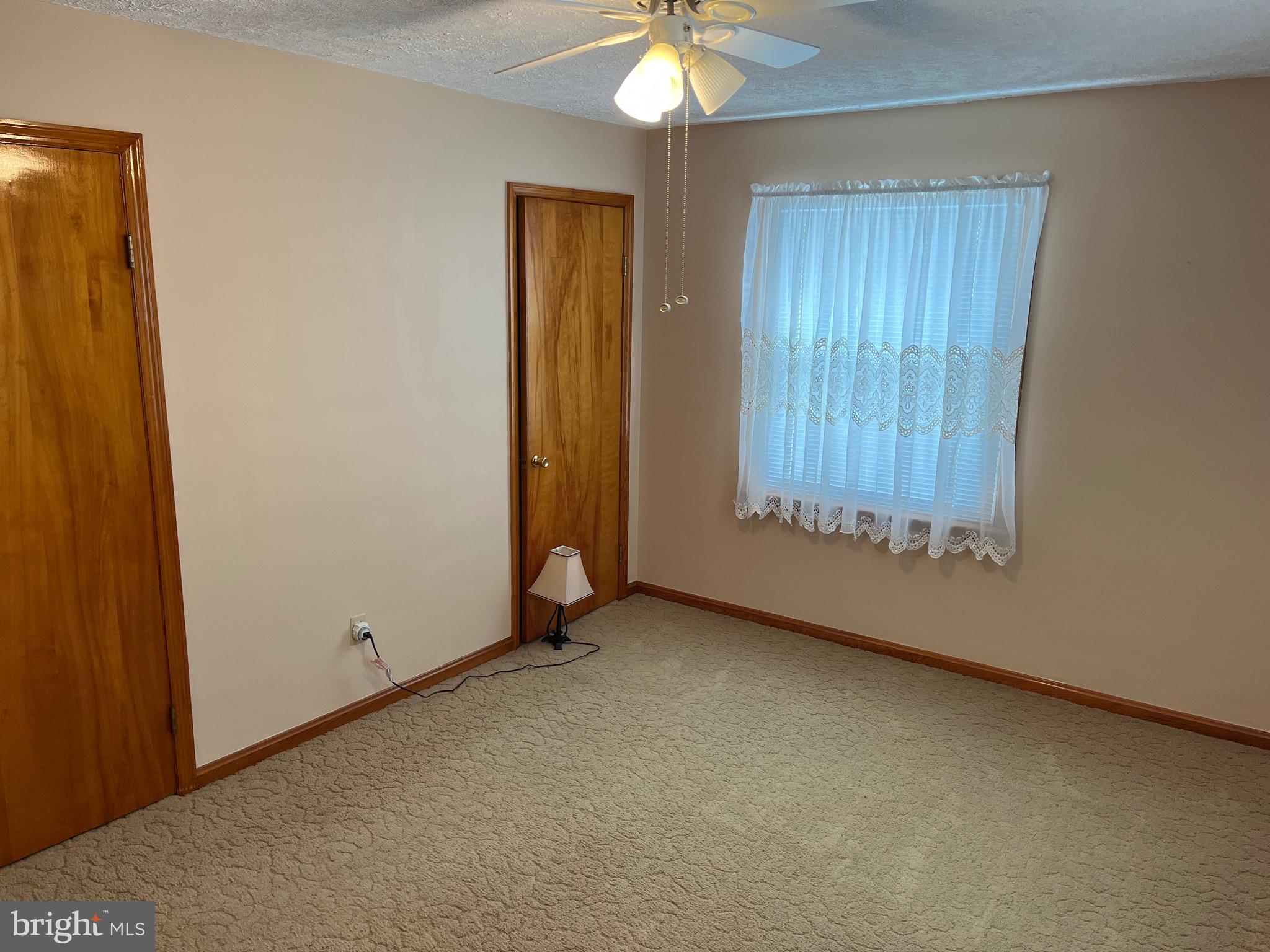 SKY-LIN PARK - Residential