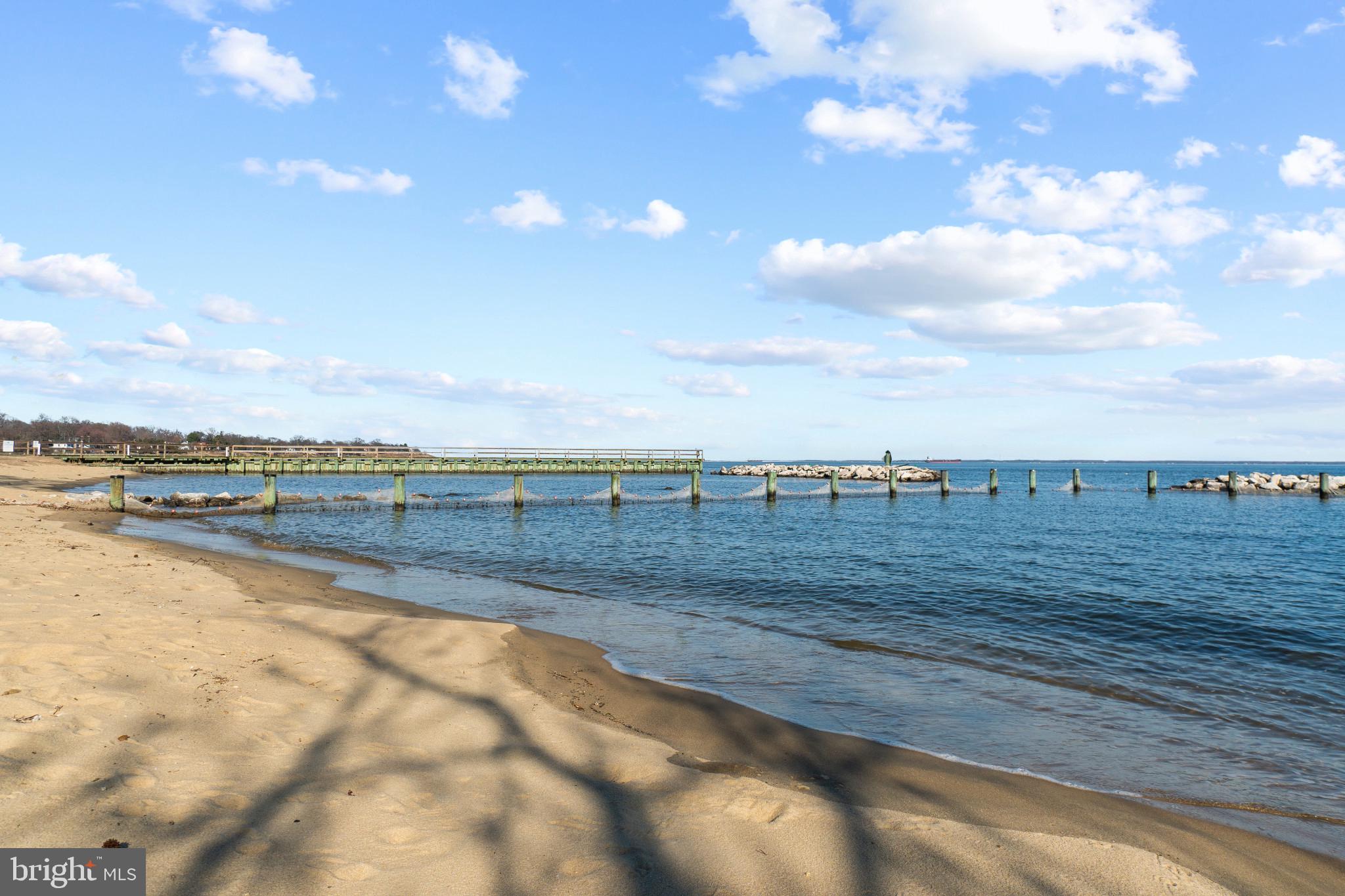 OYSTER HARBOR - Residential