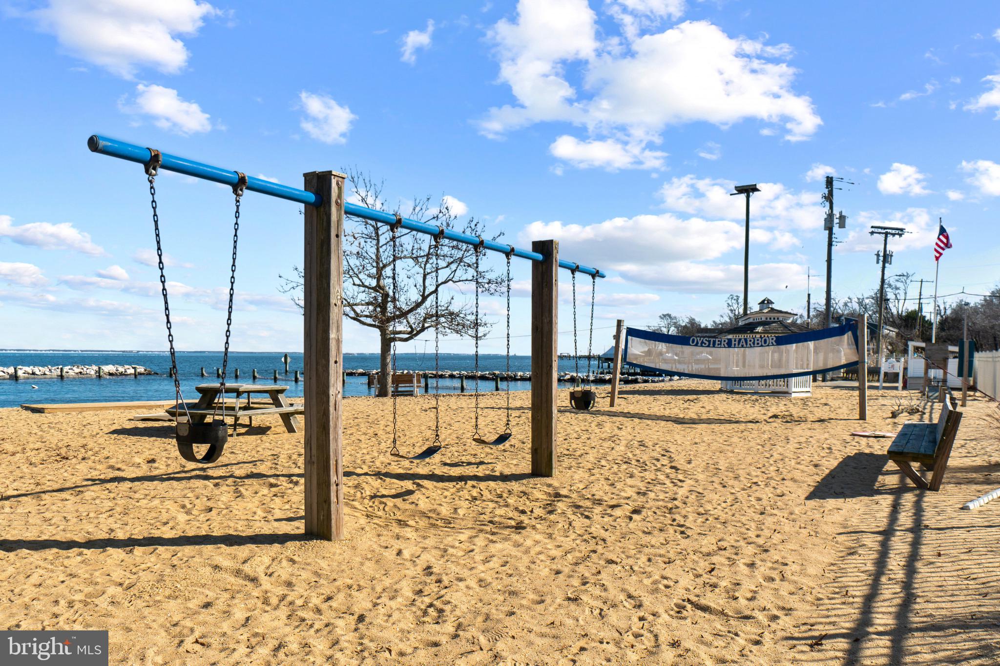 OYSTER HARBOR - Residential