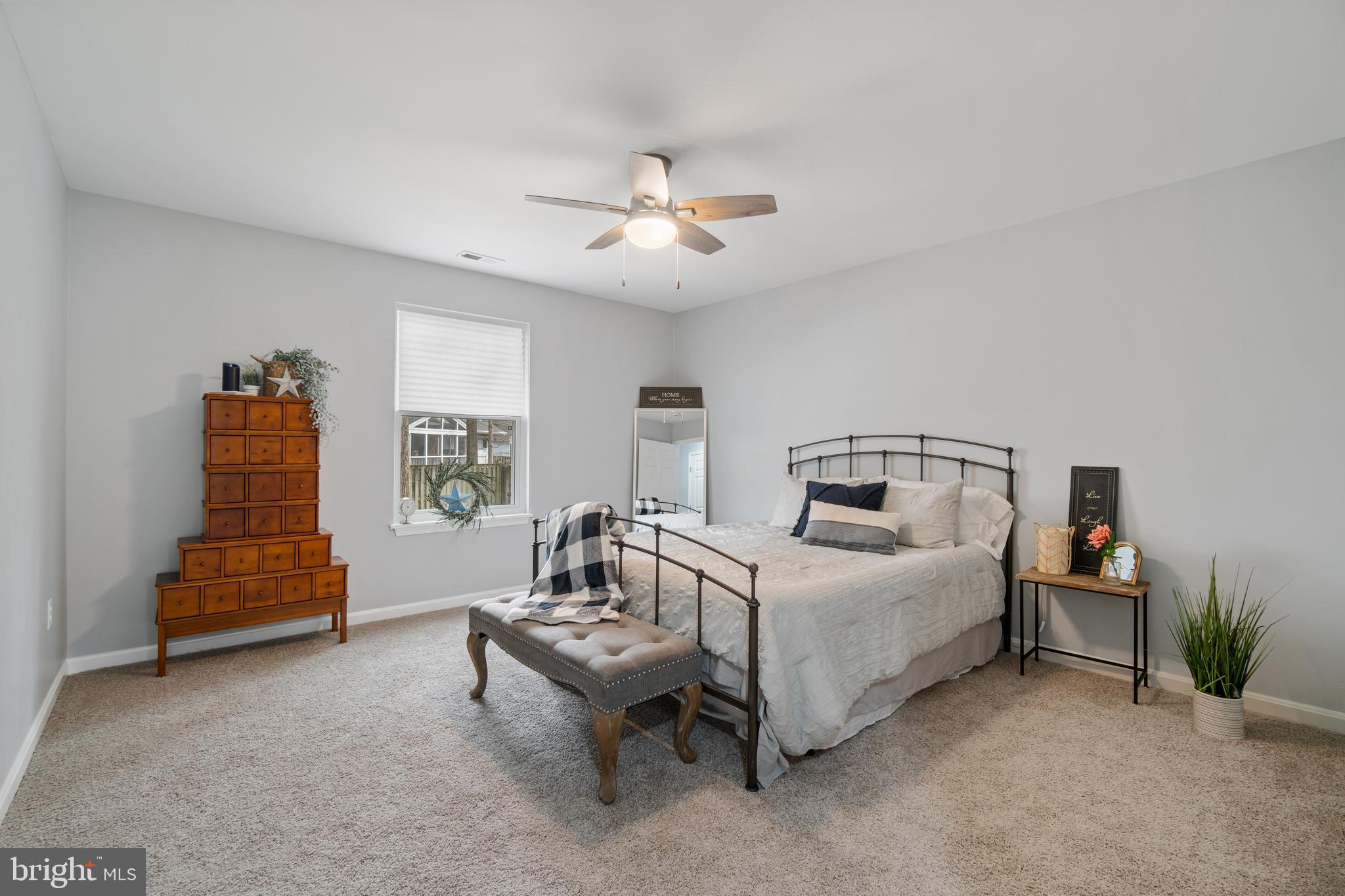 OYSTER HARBOR - Residential