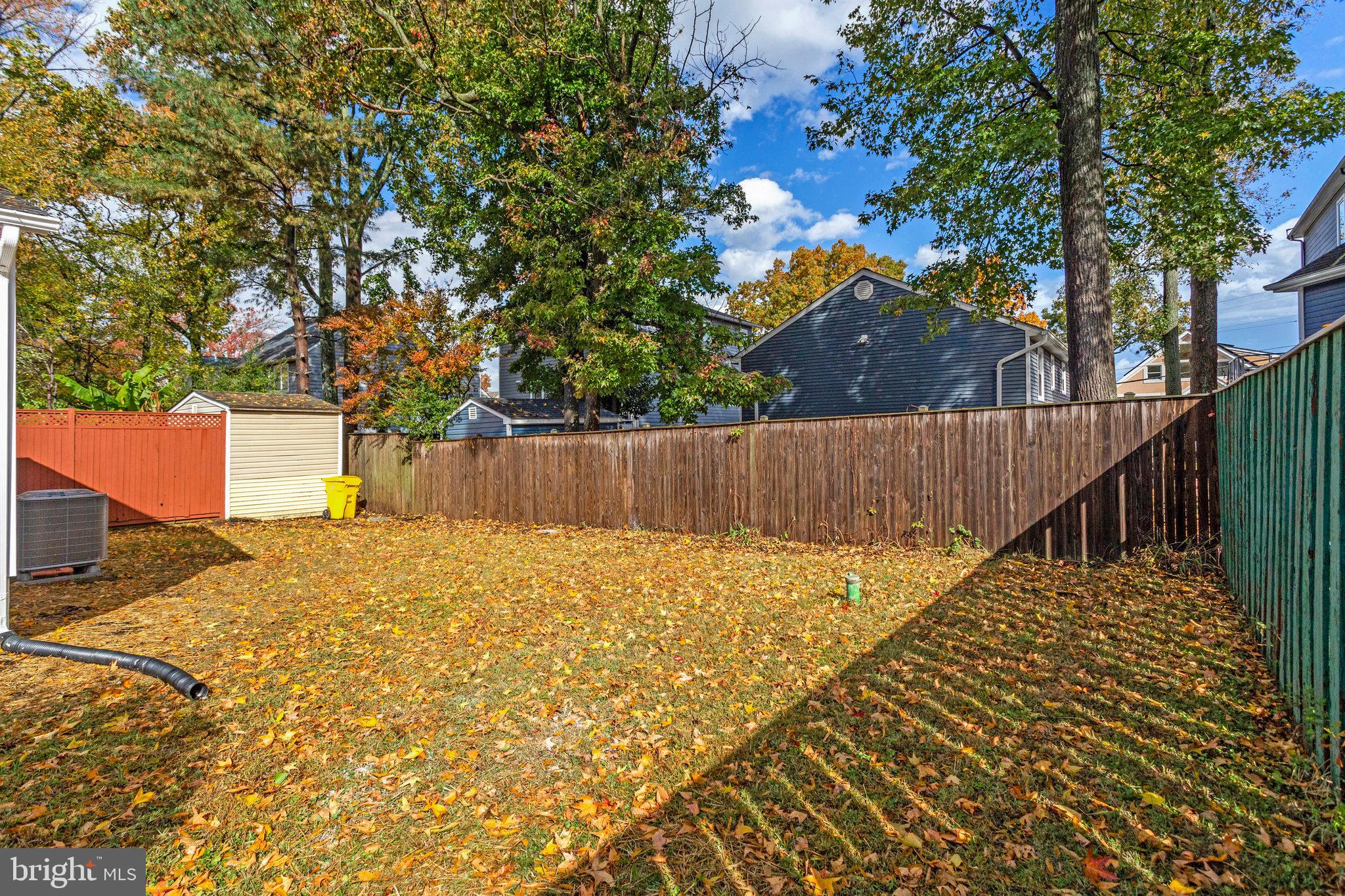 OYSTER HARBOR - Residential