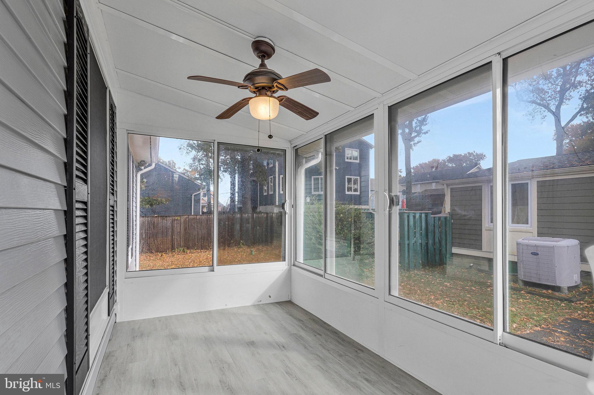 OYSTER HARBOR - Residential